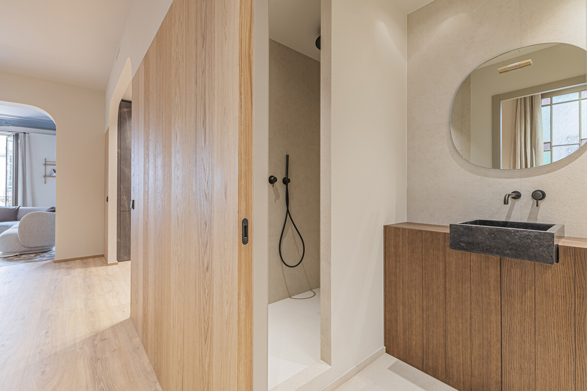  Modernist flat in Eixample with premium finishes in the Quadrat d