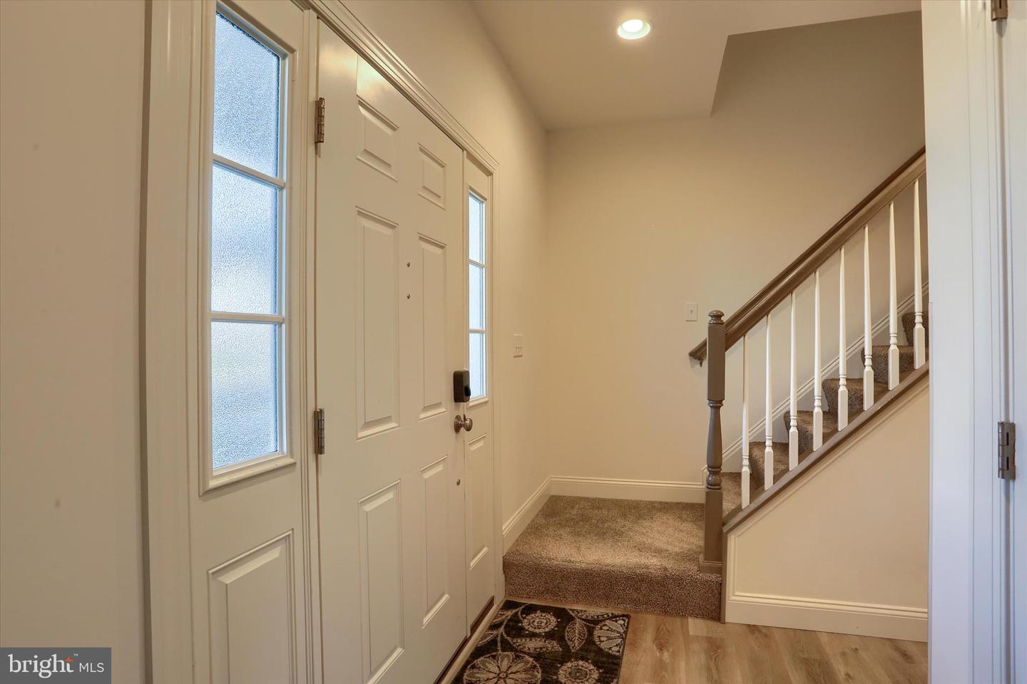 Etters, Pennsylvania, 17319, United States, 5 Bedrooms Bedrooms, ,4 BathroomsBathrooms,Residential,For Sale,1992939