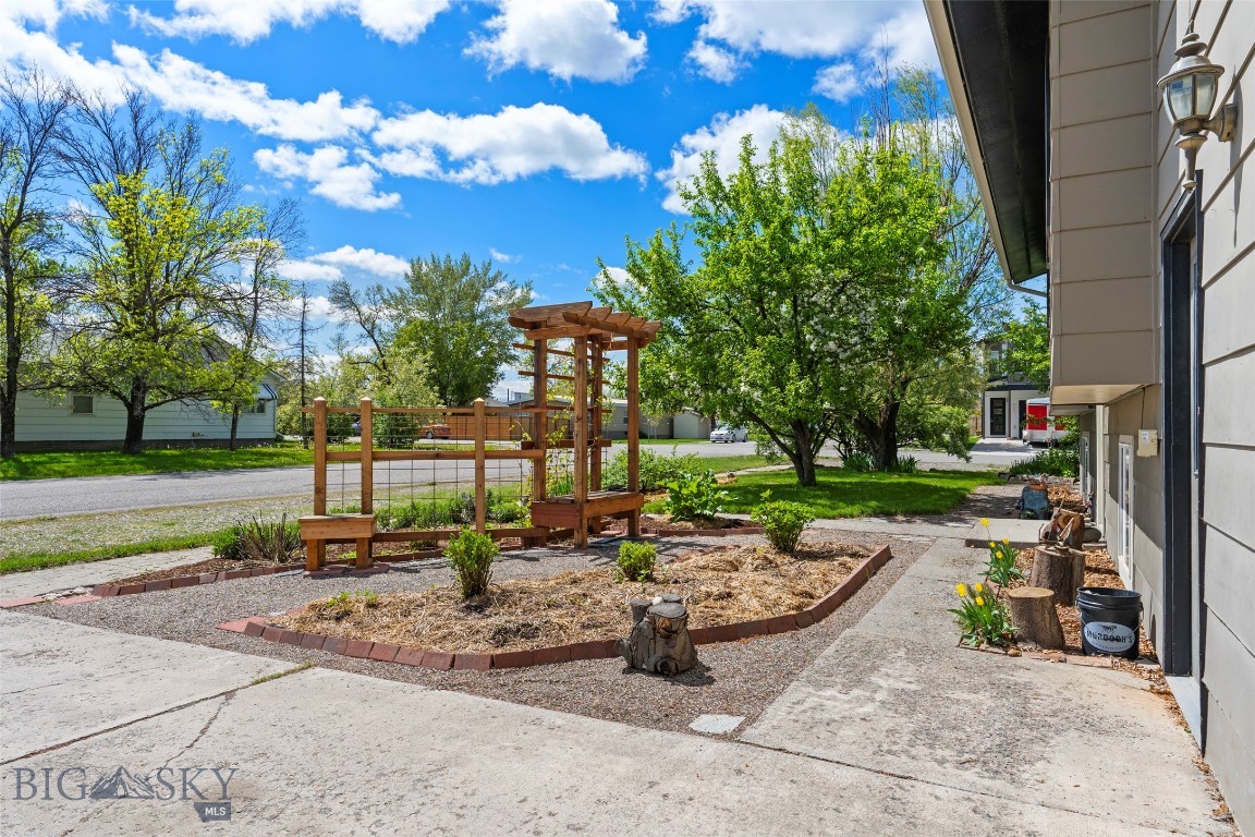 Belgrade, Montana, 59714, United States, 3 Bedrooms Bedrooms, ,2 BathroomsBathrooms,Residential,For Sale,1838075