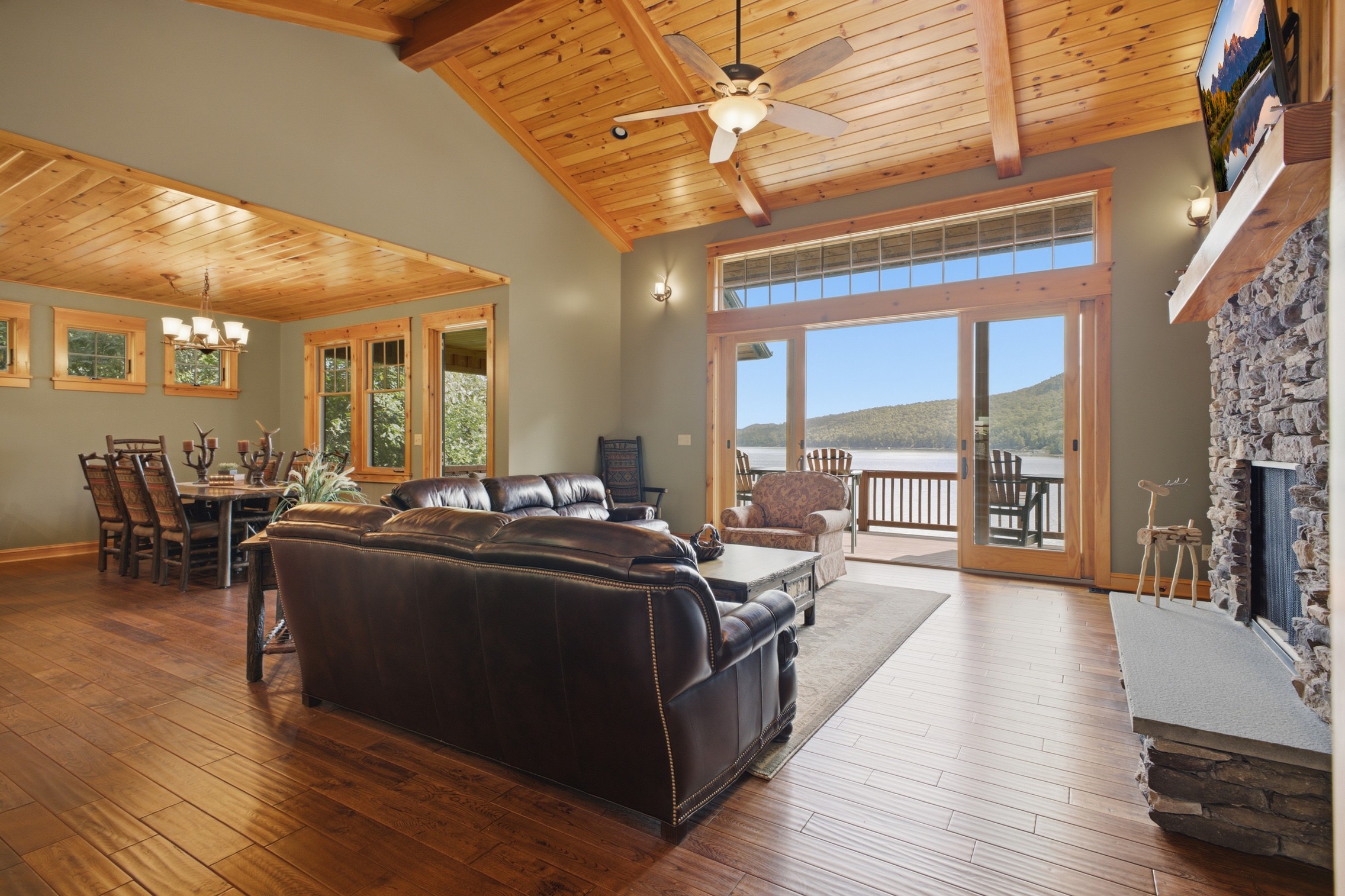 64 Pointe Drive, Schroon Lake, NY, 12870 - 物件實景