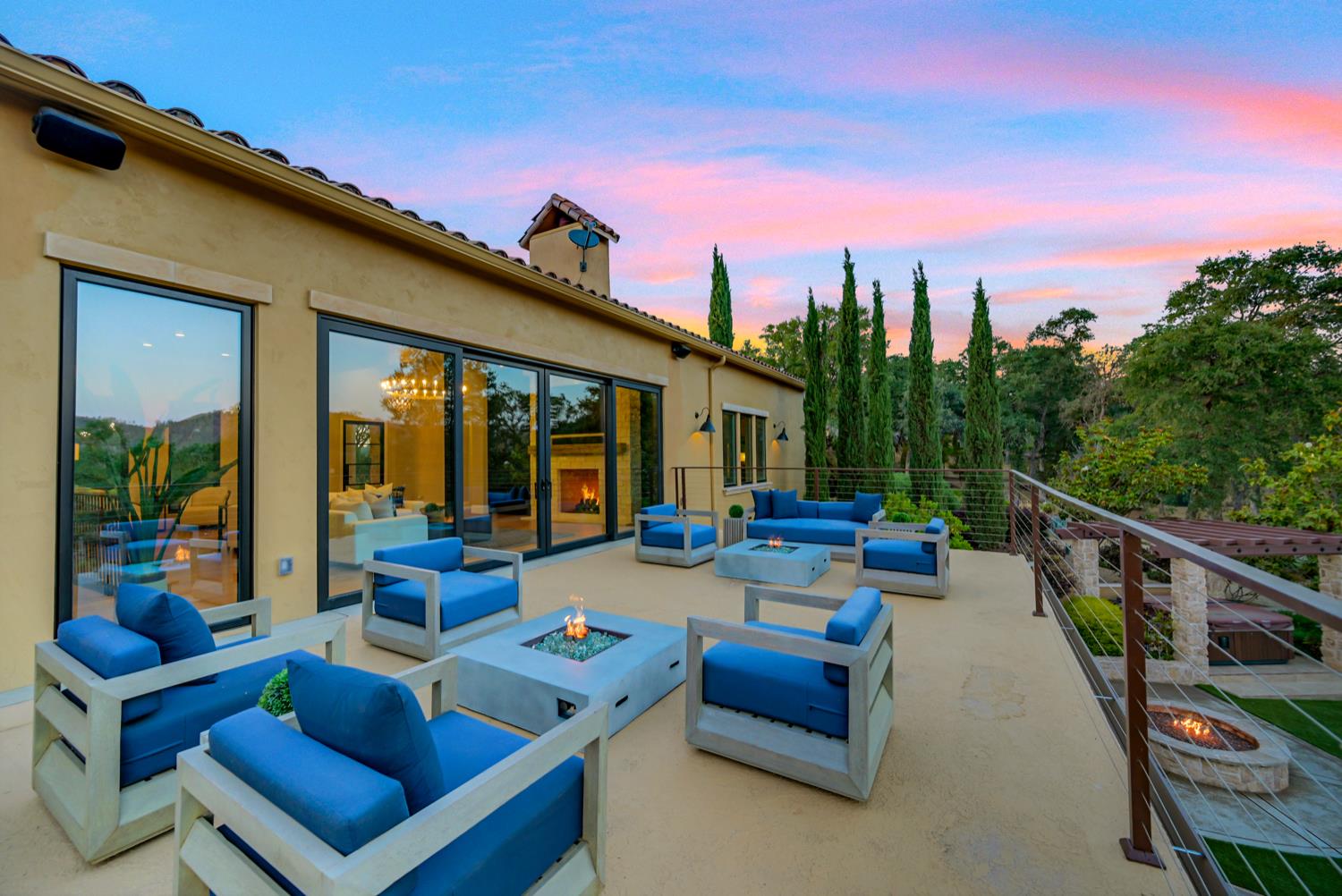 Loomis, California, 95650, United States, 6 Bedrooms Bedrooms, ,6 BathroomsBathrooms,Residential,For Sale,1908935