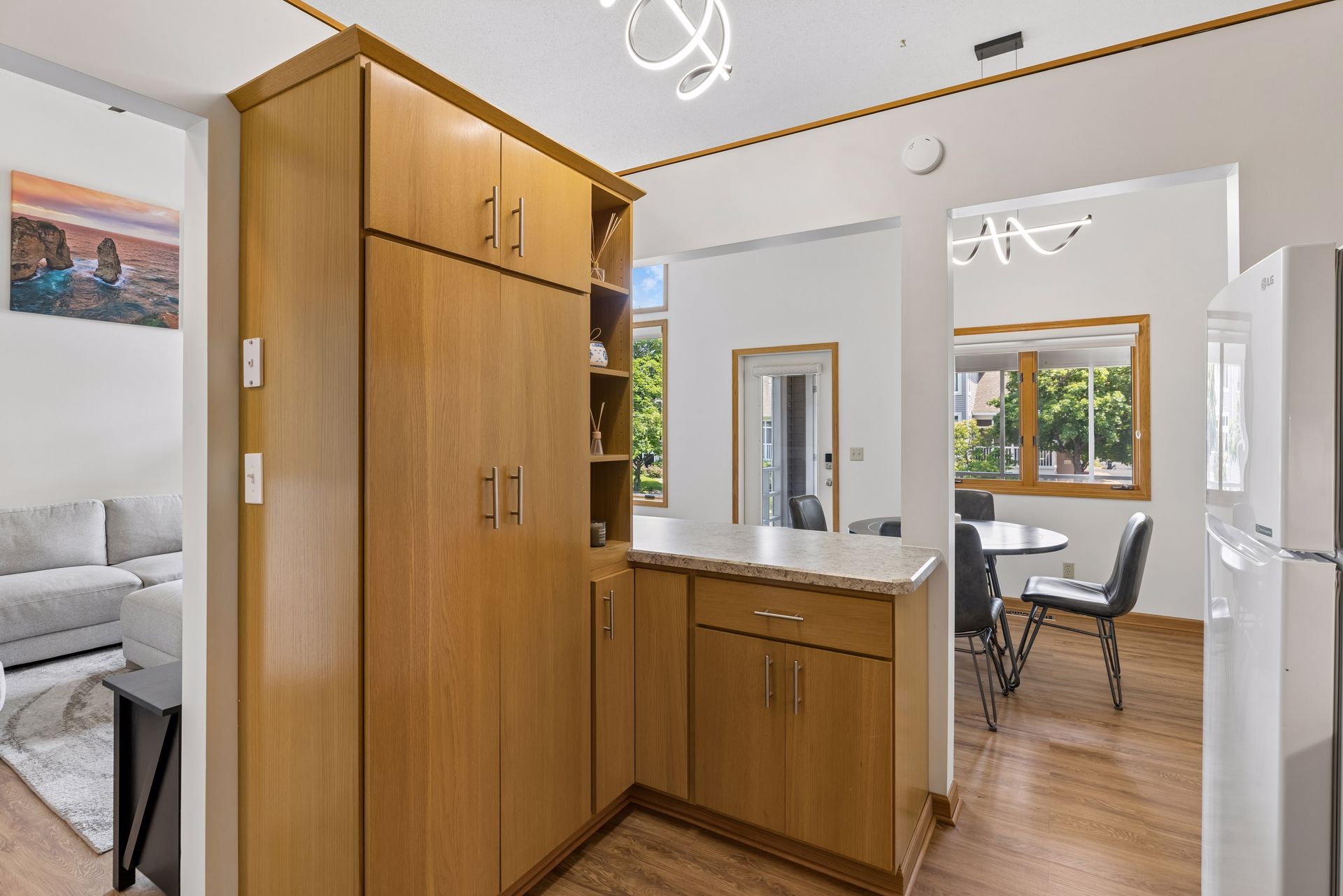  Effortless Townhome Living Near Parks and Dining - 物件實景