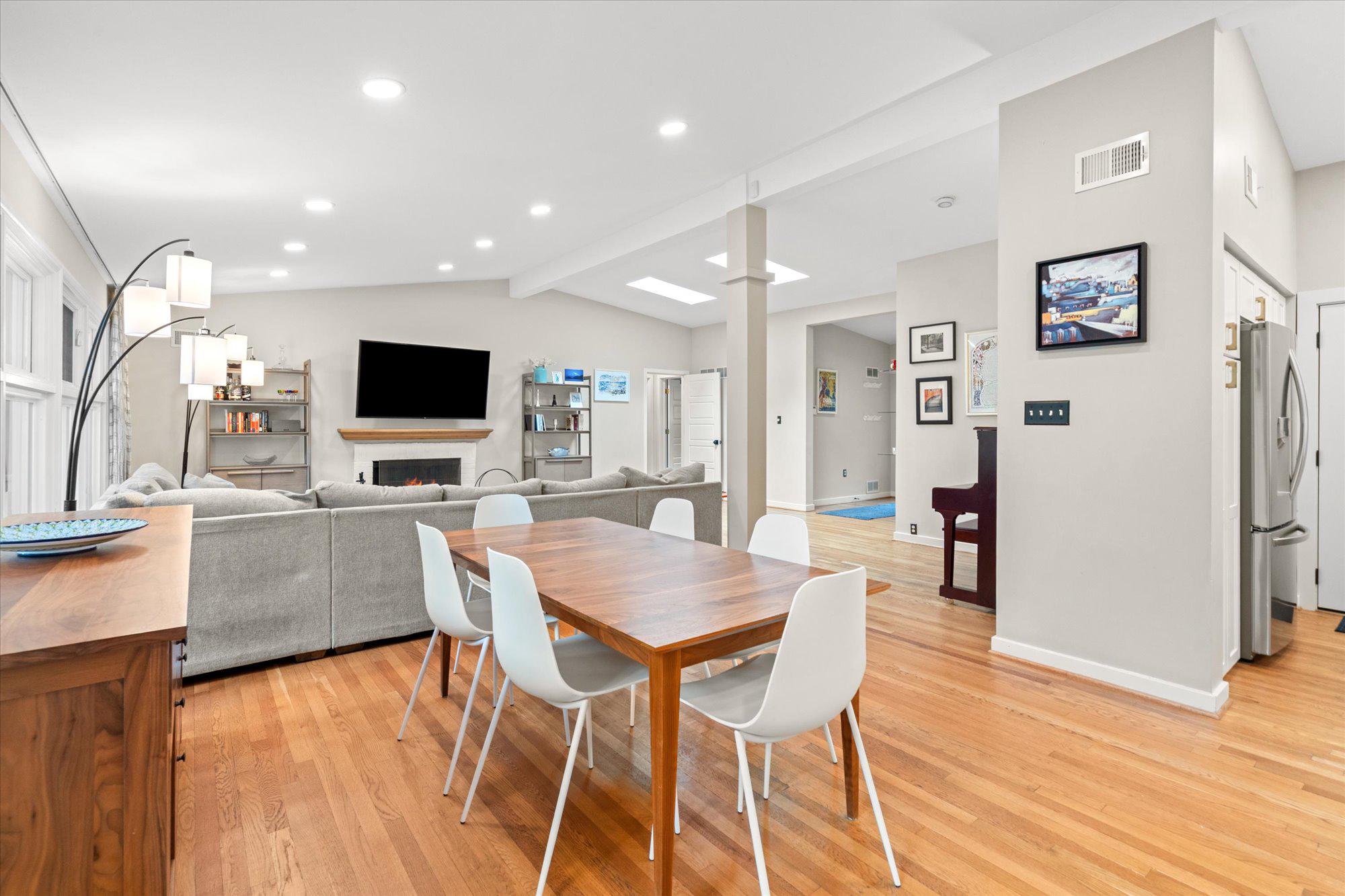  7727 Rocton Avenue, Chevy Chase, MD, 20815 - 物件實景