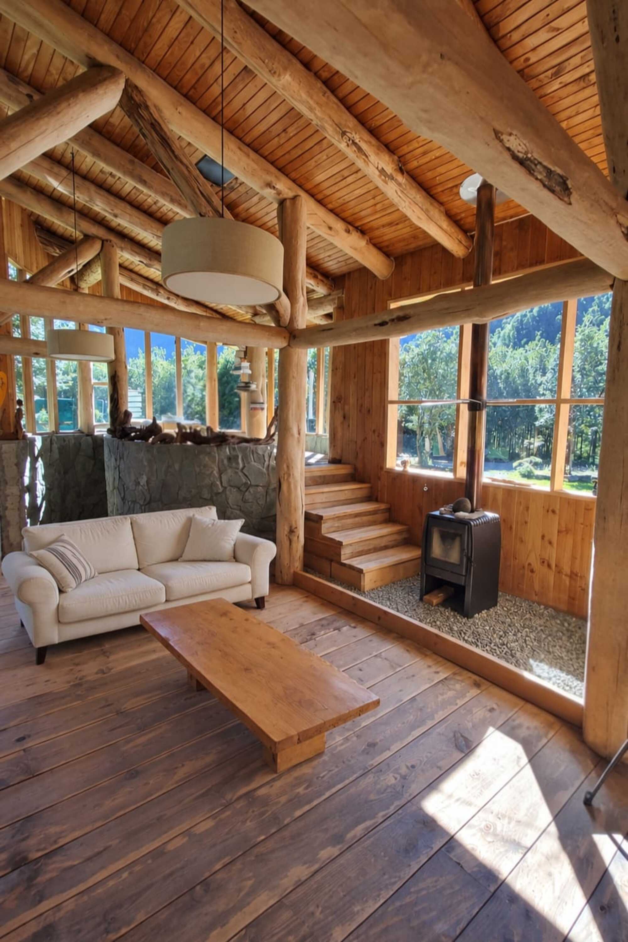  Lodge on 3 Hectares with 200 m of Cisnes Riverfront in the Aysén Region - 物件實景
