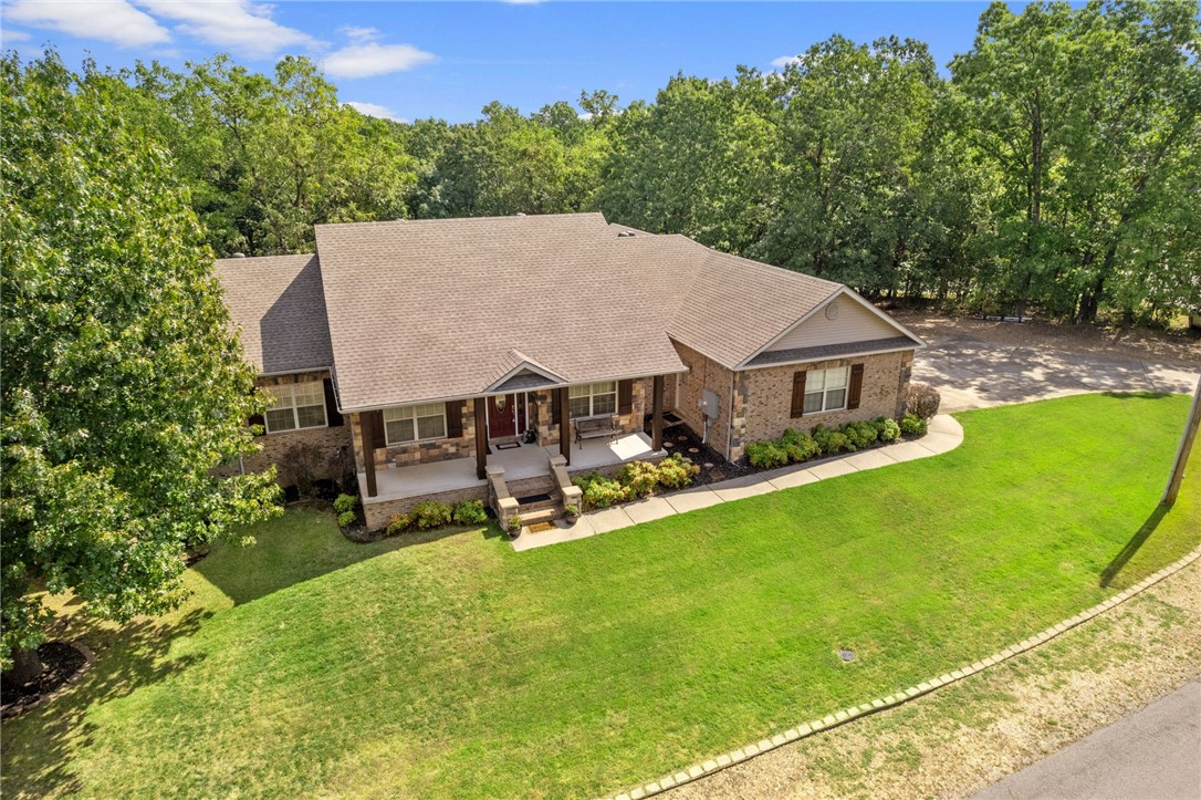 Bella Vista, Arkansas, 72715, United States, 3 Bedrooms Bedrooms, ,4 BathroomsBathrooms,Residential,For Sale,1942252