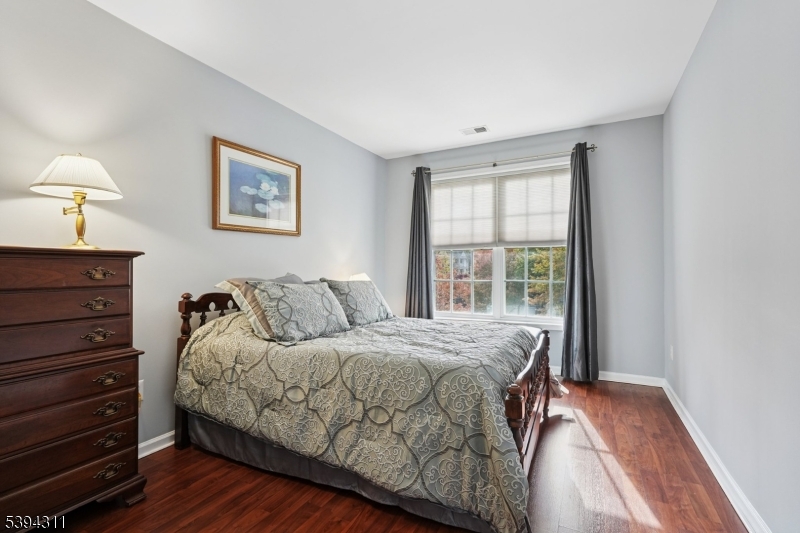 Cedar Grove Twp., New Jersey, 07009, United States, 2 Bedrooms Bedrooms, ,2 BathroomsBathrooms,Residential,For Sale,1989209