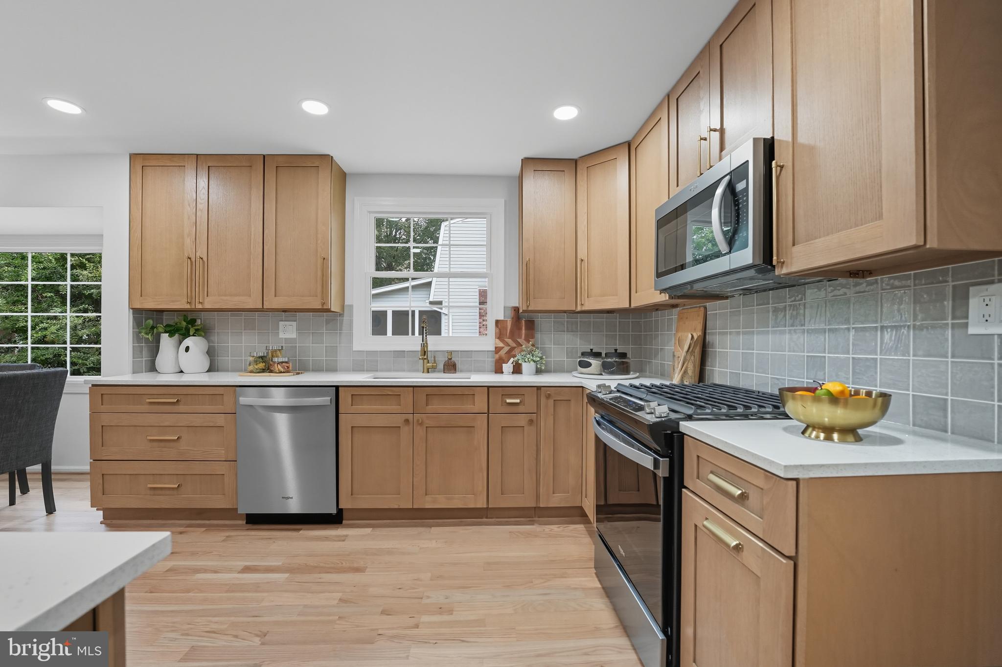 Fairfax, Virginia, 22032, United States, 4 Bedrooms Bedrooms, ,3 BathroomsBathrooms,Residential,For Sale,1984417