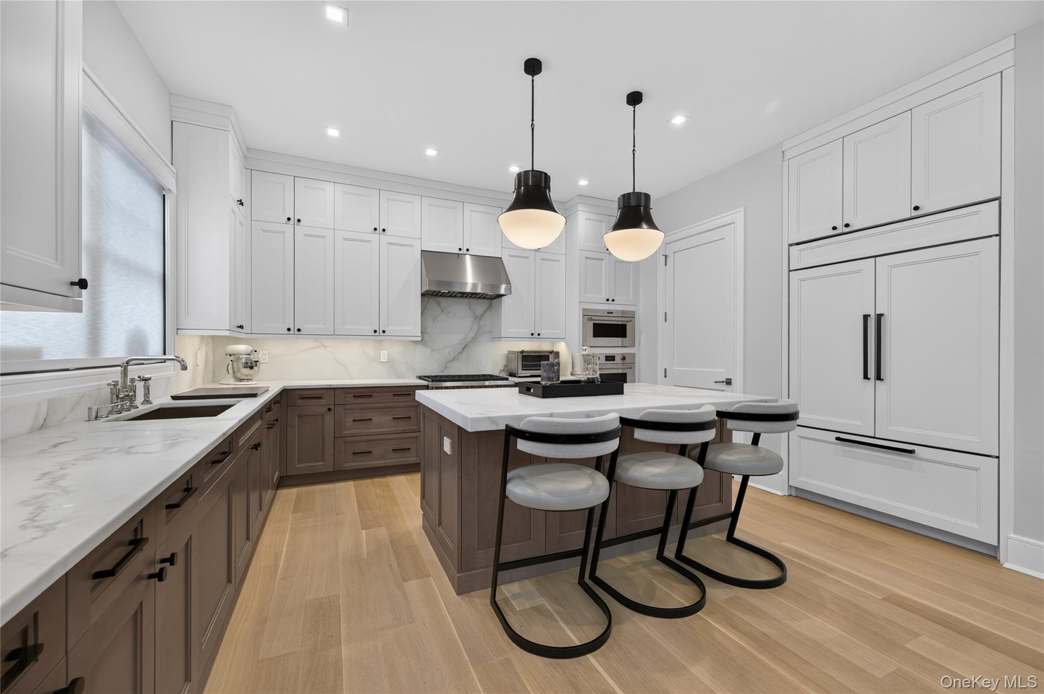 63 Three Ponds Lane W, Woodbury, NY, 11797 - 物件實景