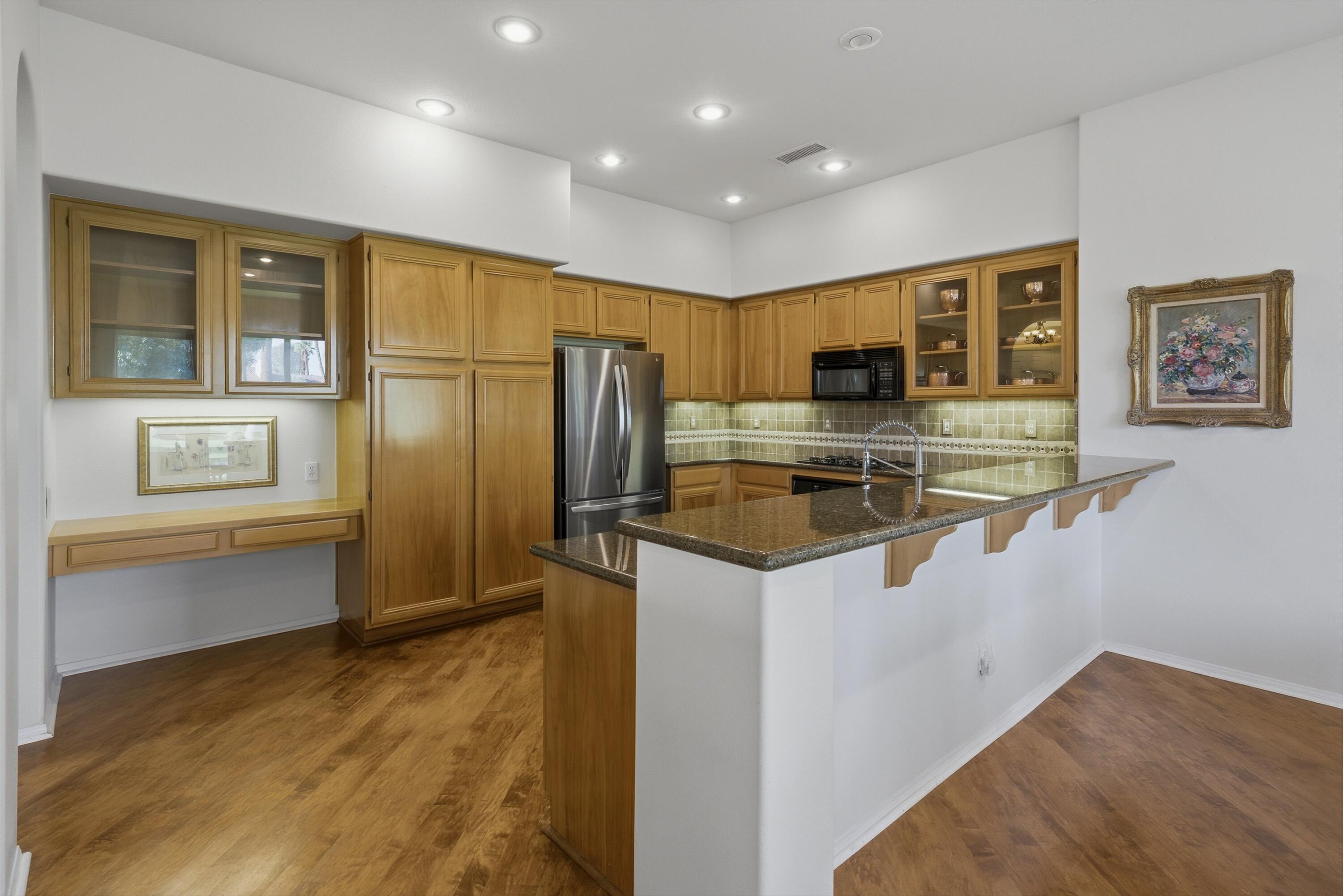 Rancho Mirage, California, 92270, United States, 2 Bedrooms Bedrooms, ,2 BathroomsBathrooms,Residential,For Sale,1989159