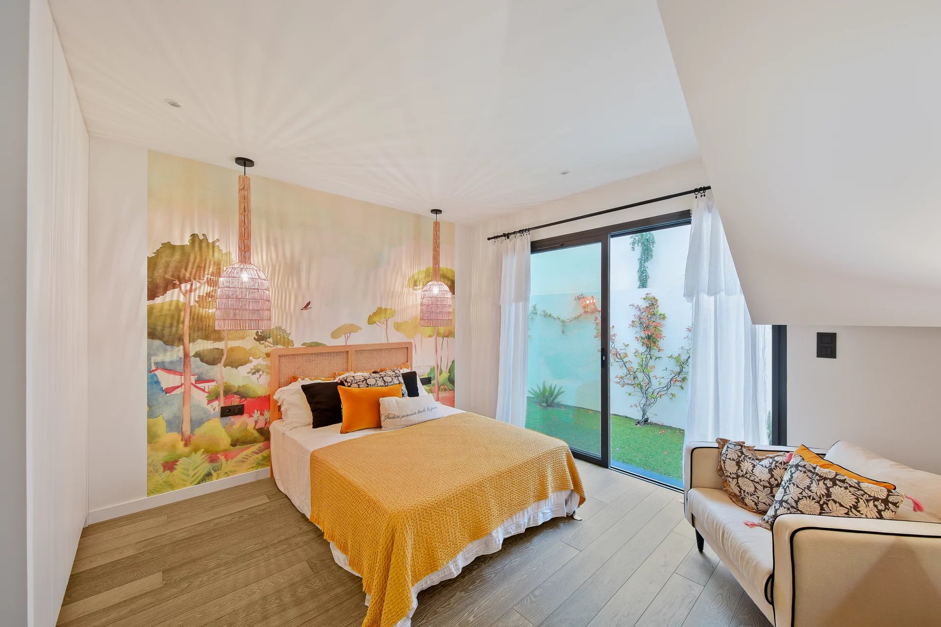 Le Lavandou, Provence-Alpes-Côte d’Azur, 83980, FR, 4 Bedrooms Bedrooms, ,Residential,For Sale,1998192