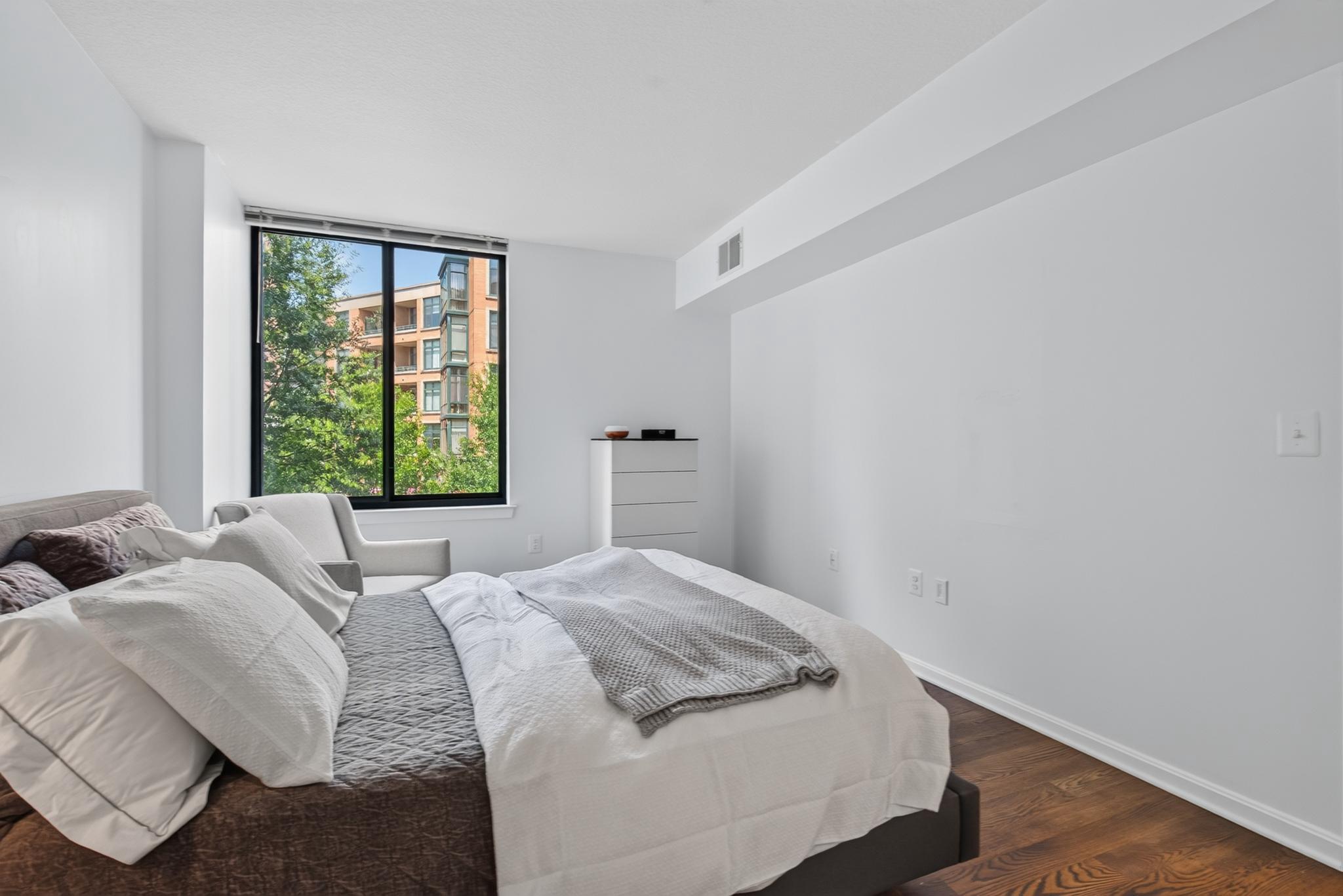  2220 Fairfax Drive, Arlington, VA, 22201 - 物件實景