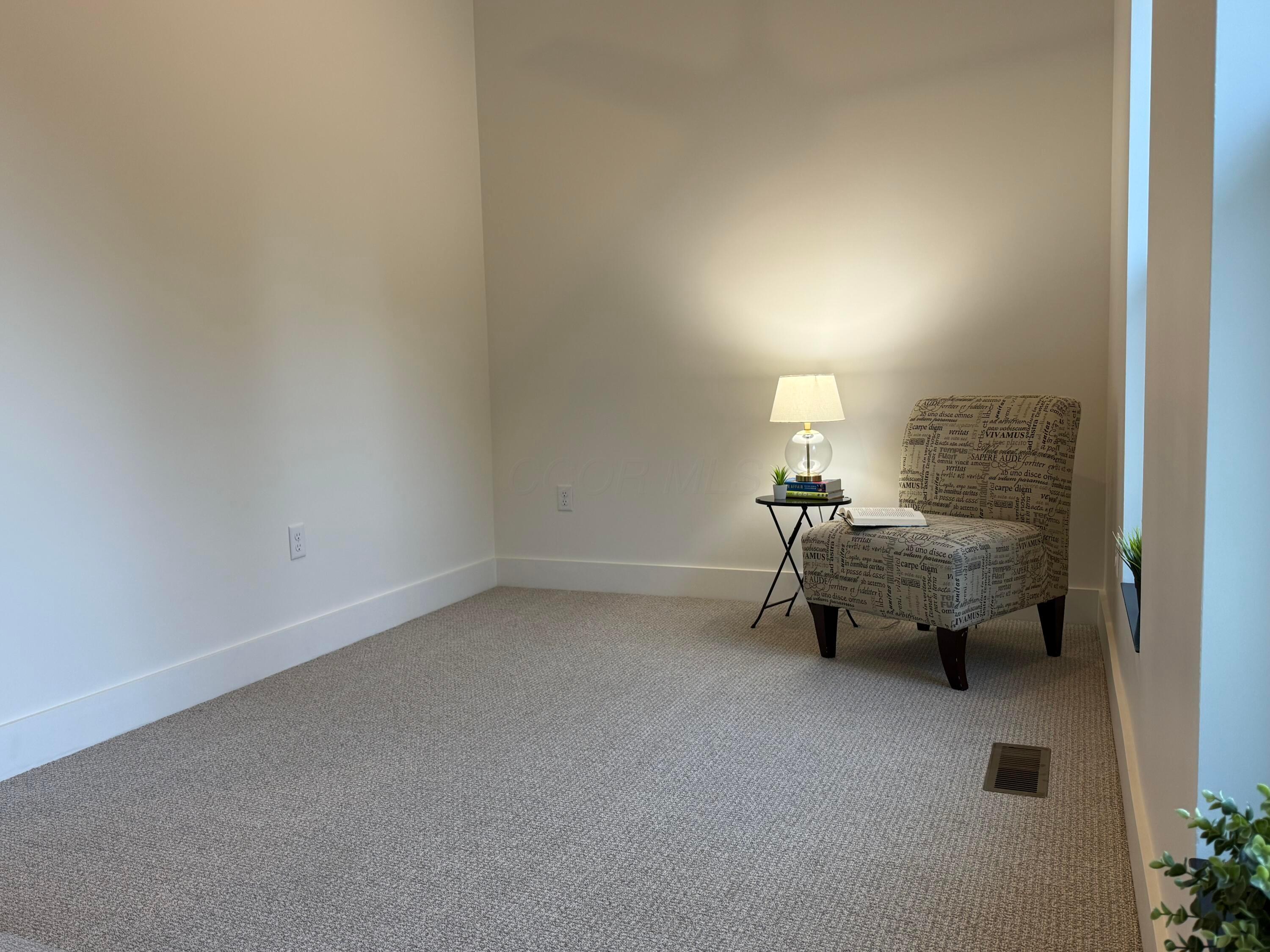 Columbus, Ohio, 43202, United States, 3 Bedrooms Bedrooms, ,3 BathroomsBathrooms,Residential,For Sale,1947098