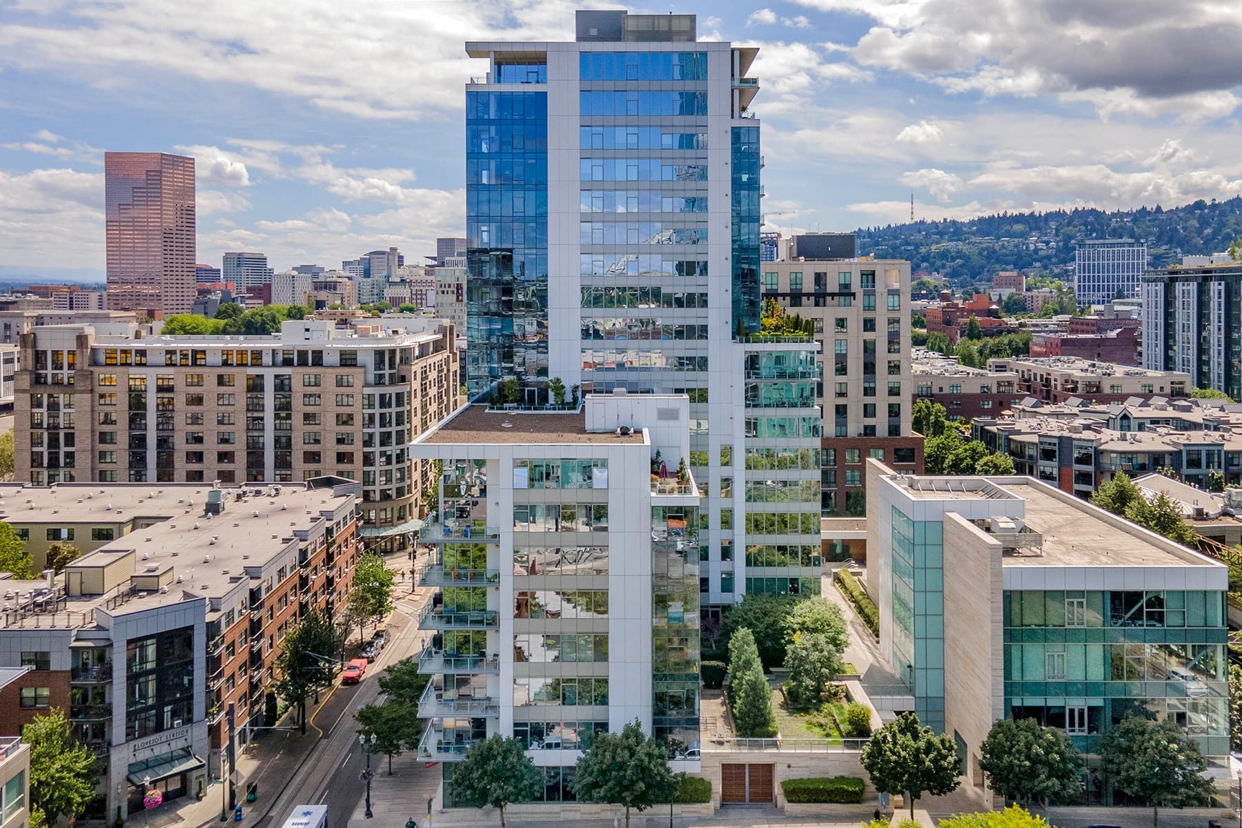  1001 NW LOVEJOY ST #TH 802 Portland, OR 97209 - 物件實景