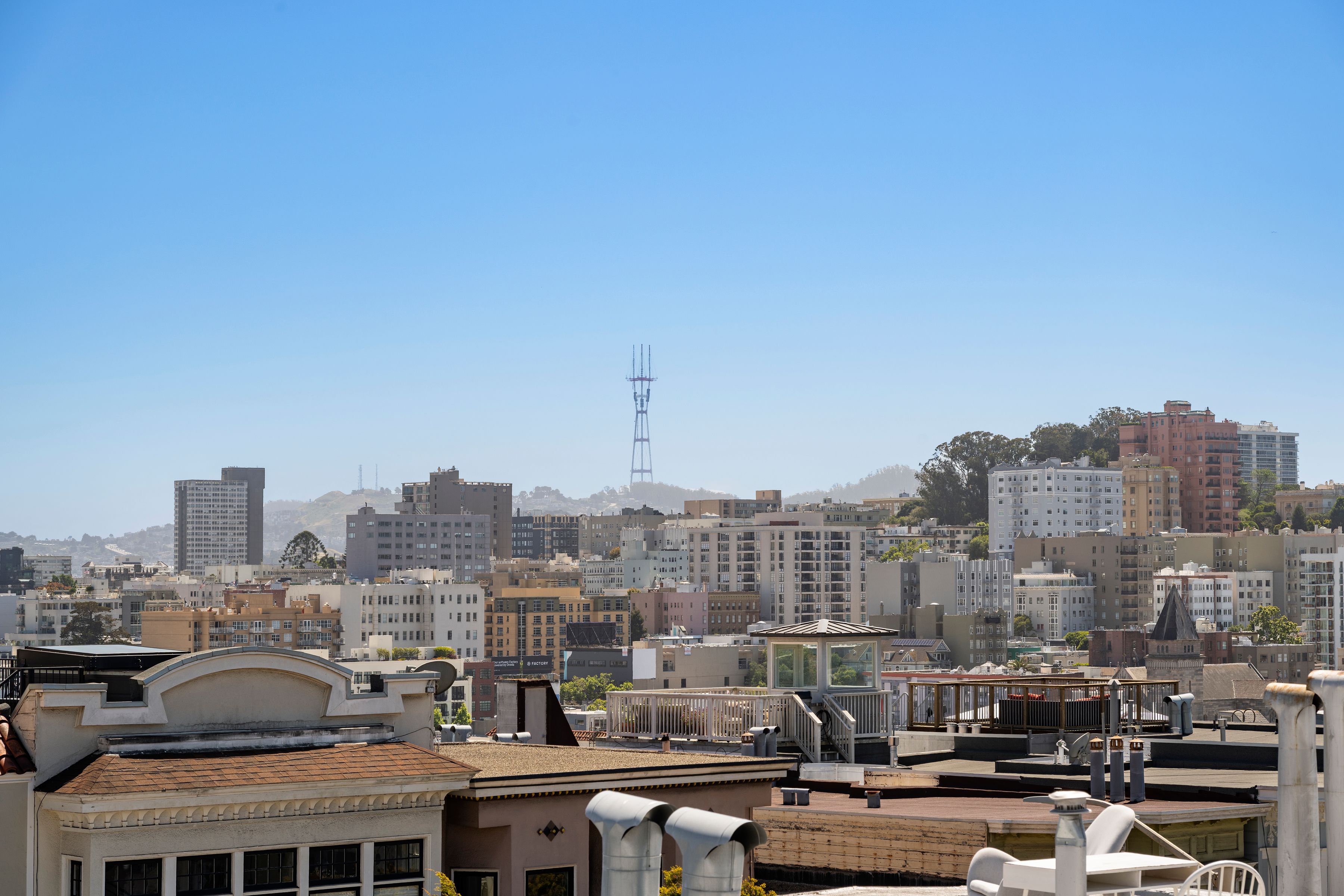  Classic Russian Hill Duplex - 物件實景