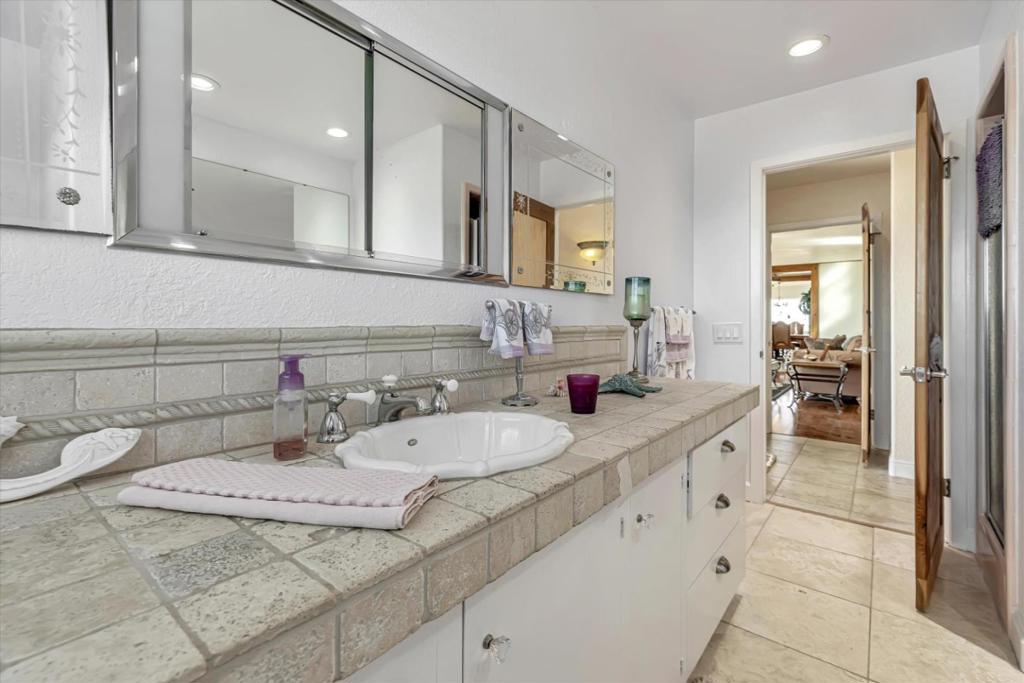 Moss Landing, California, 95039, United States, 5 Bedrooms Bedrooms, ,4 BathroomsBathrooms,Residential,For Sale,1995471