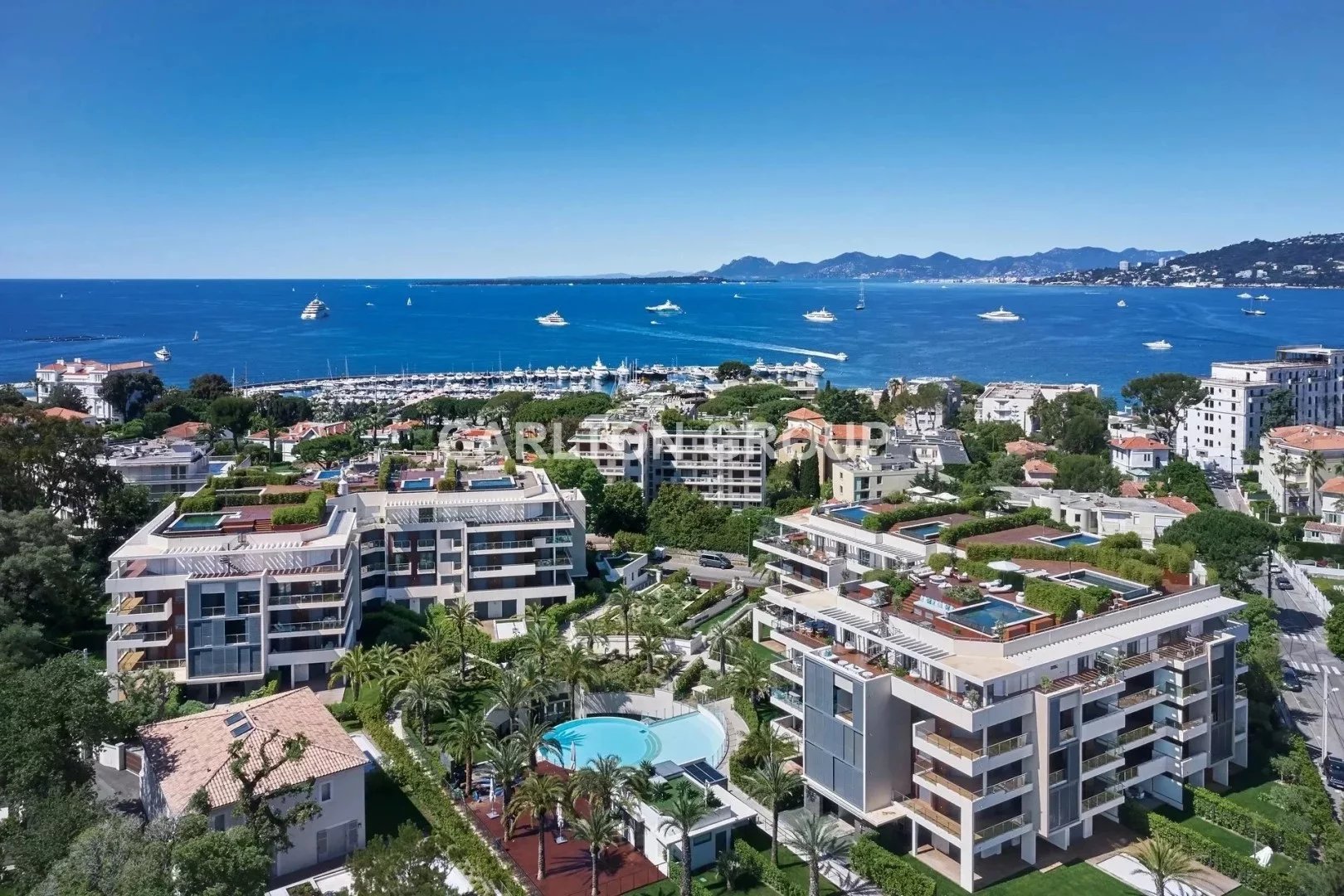 Antibes, Provence-Alpes-Côte d’Azur, 06600, FR, 4 Bedrooms Bedrooms, ,4 BathroomsBathrooms,Residential,For Sale,1829124