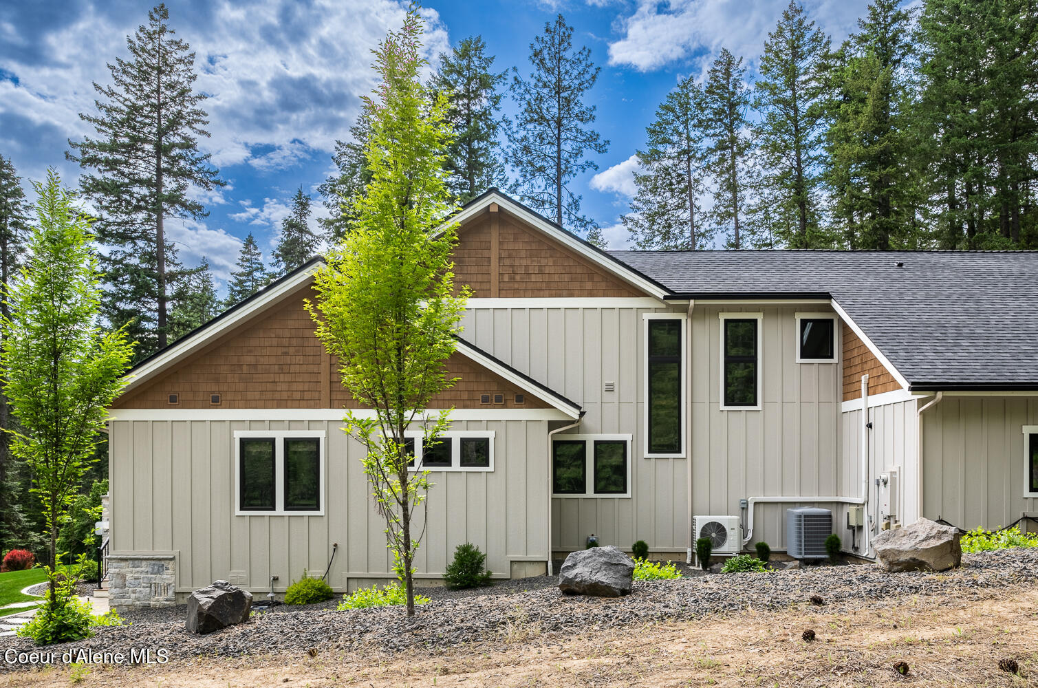 Coeur d'Alene, Idaho, 83814, United States, 4 Bedrooms Bedrooms, ,4 BathroomsBathrooms,Residential,For Sale,1851825