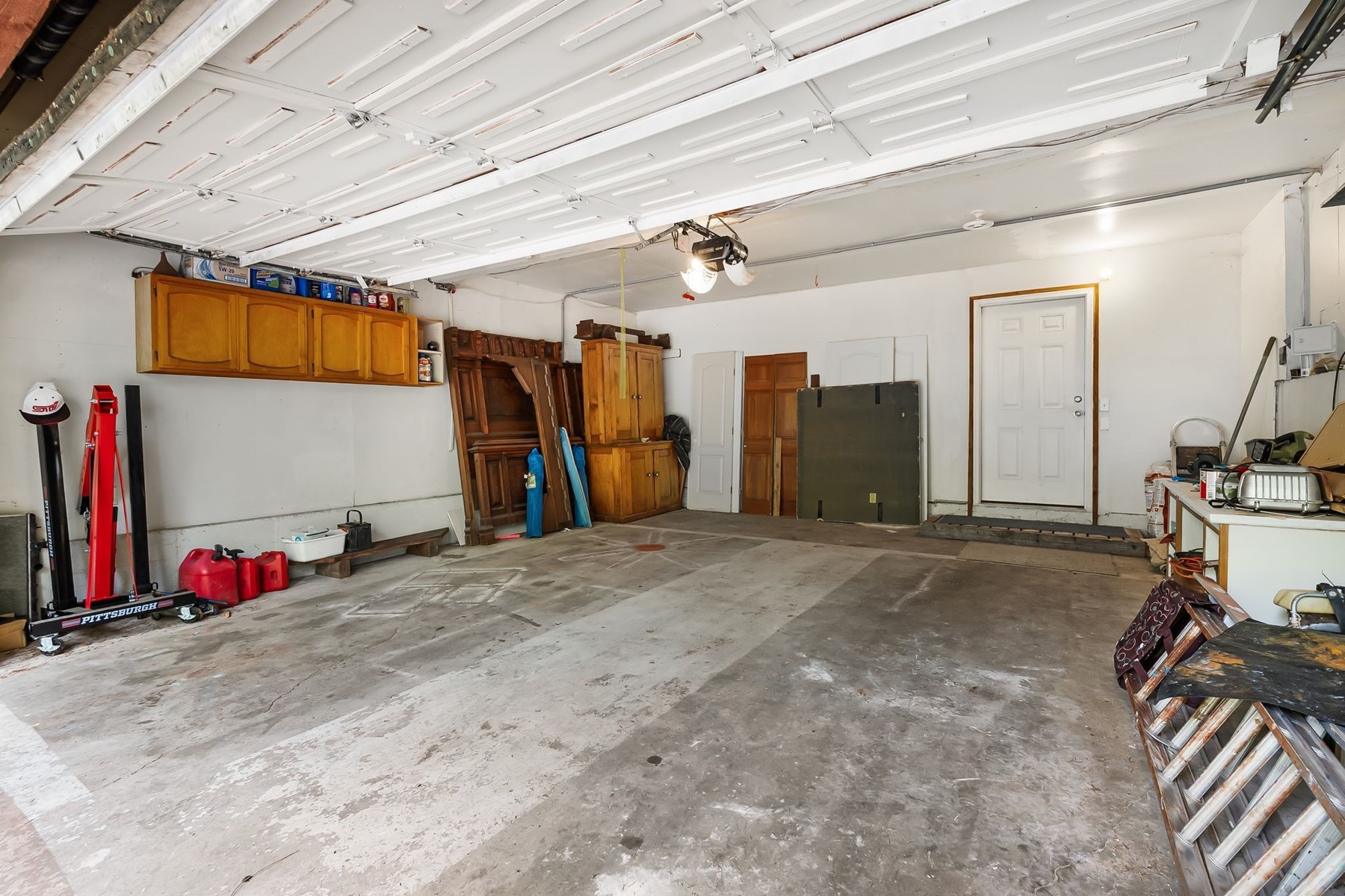  Tree Farm & Home on 6+ Acres - 物件實景