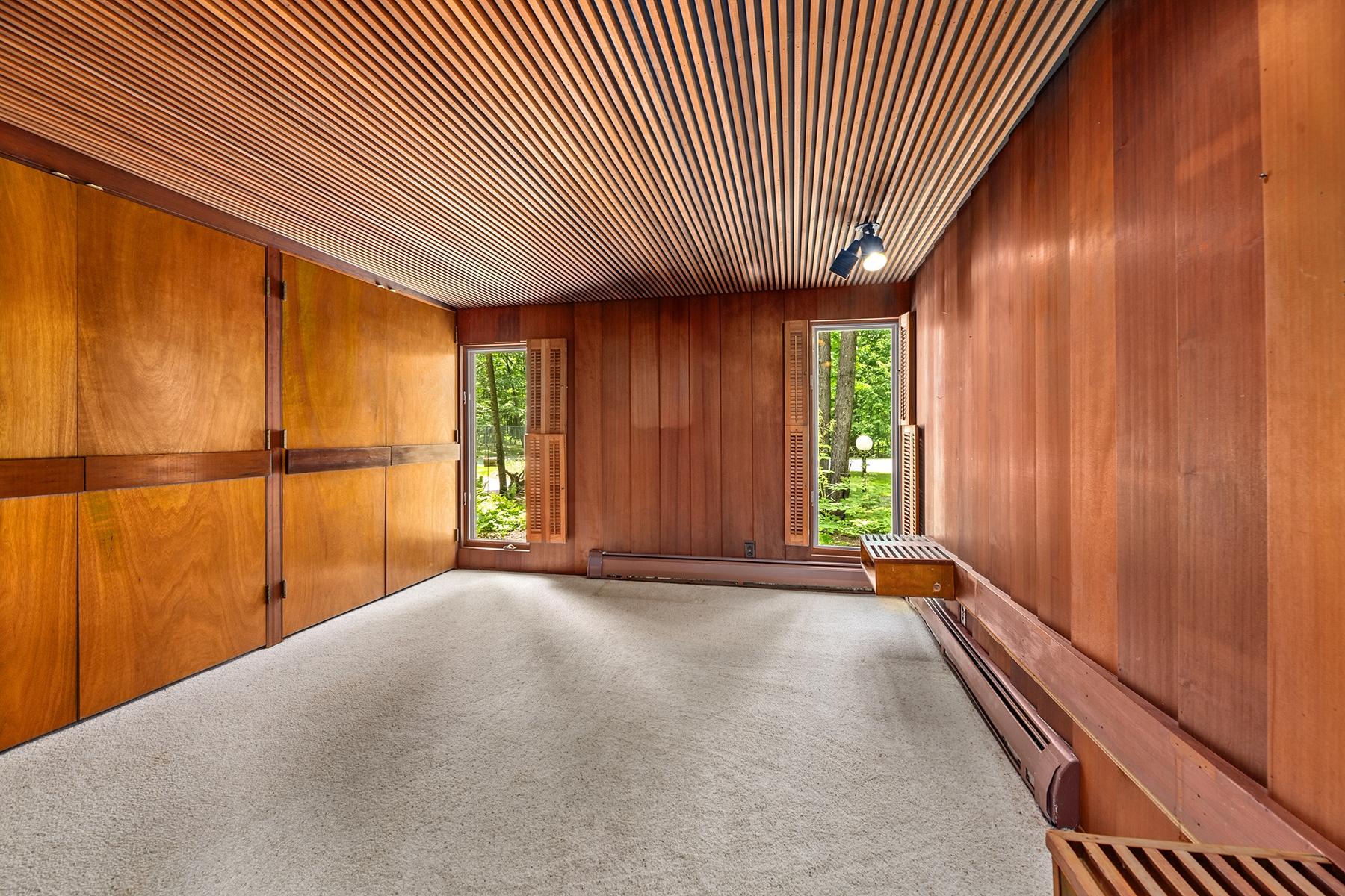 Manitowish Waters, Wisconsin, 54545, United States, 4 Bedrooms Bedrooms, ,3 BathroomsBathrooms,Residential,For Sale,1974750