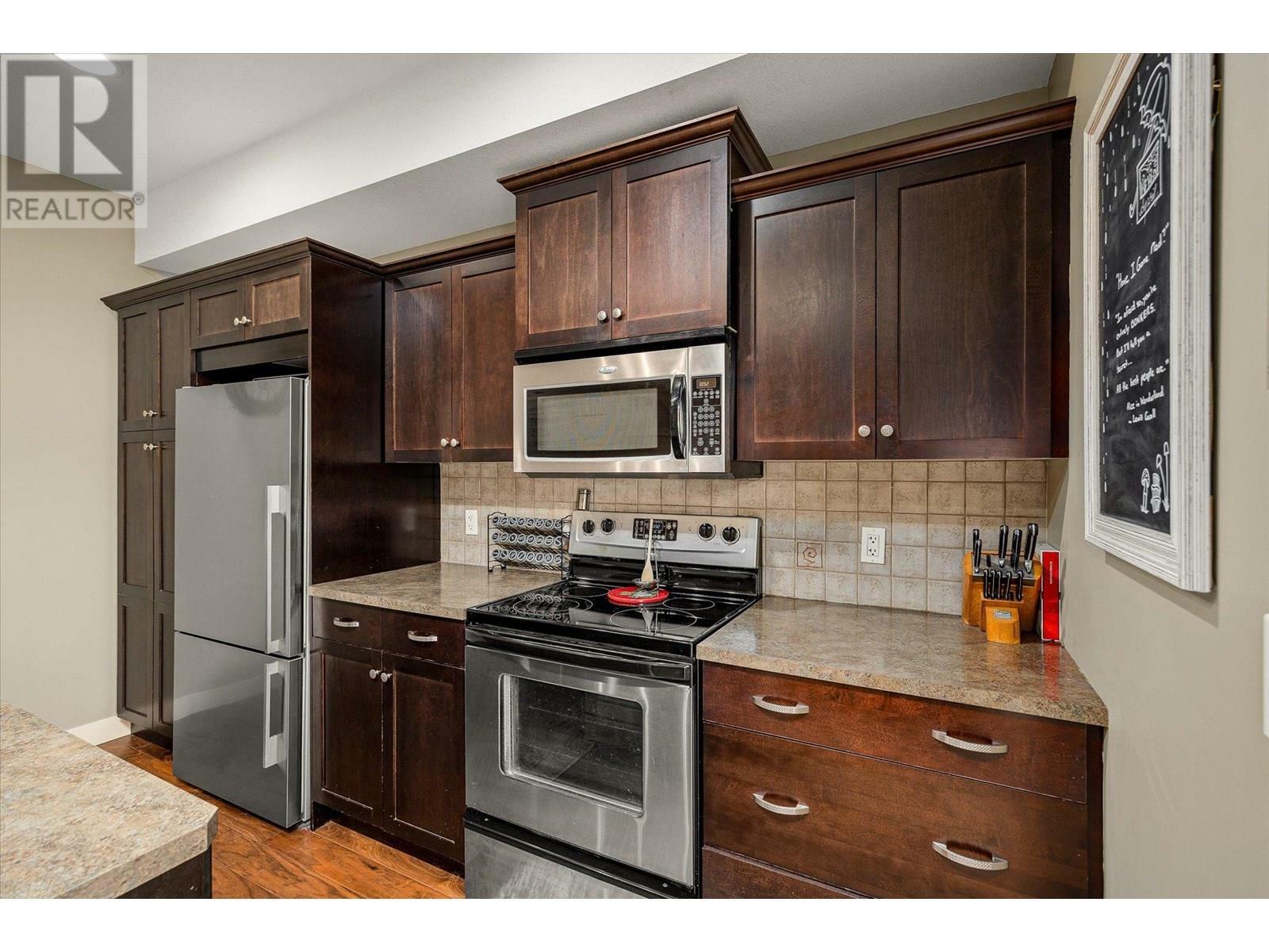 VERNON, British Columbia, V1T 9X1, CA, 3 Bedrooms Bedrooms, ,2 BathroomsBathrooms,Residential,For Sale,1883583