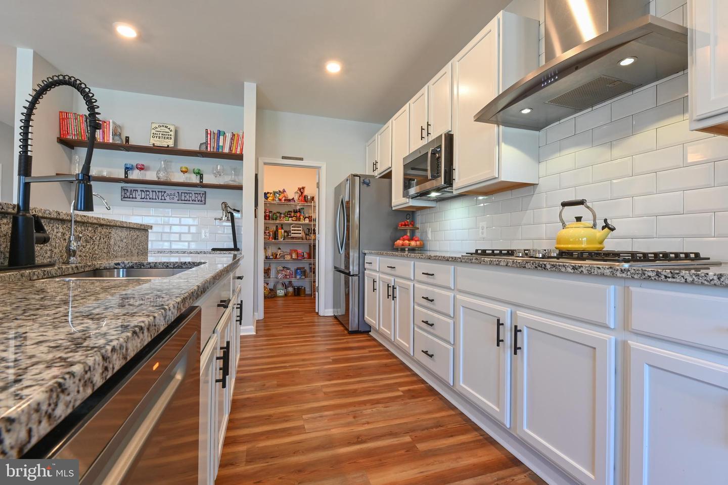 Tilghman, Maryland, 21671, United States, 5 Bedrooms Bedrooms, ,4 BathroomsBathrooms,Residential,For Sale,1753094