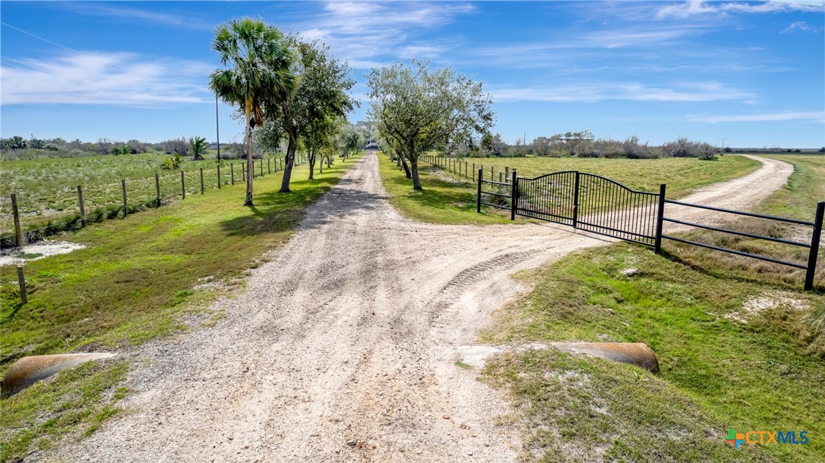 Port Lavaca, Texas, 77979, United States, 4 Bedrooms Bedrooms, ,5 BathroomsBathrooms,Residential,For Sale,1989257