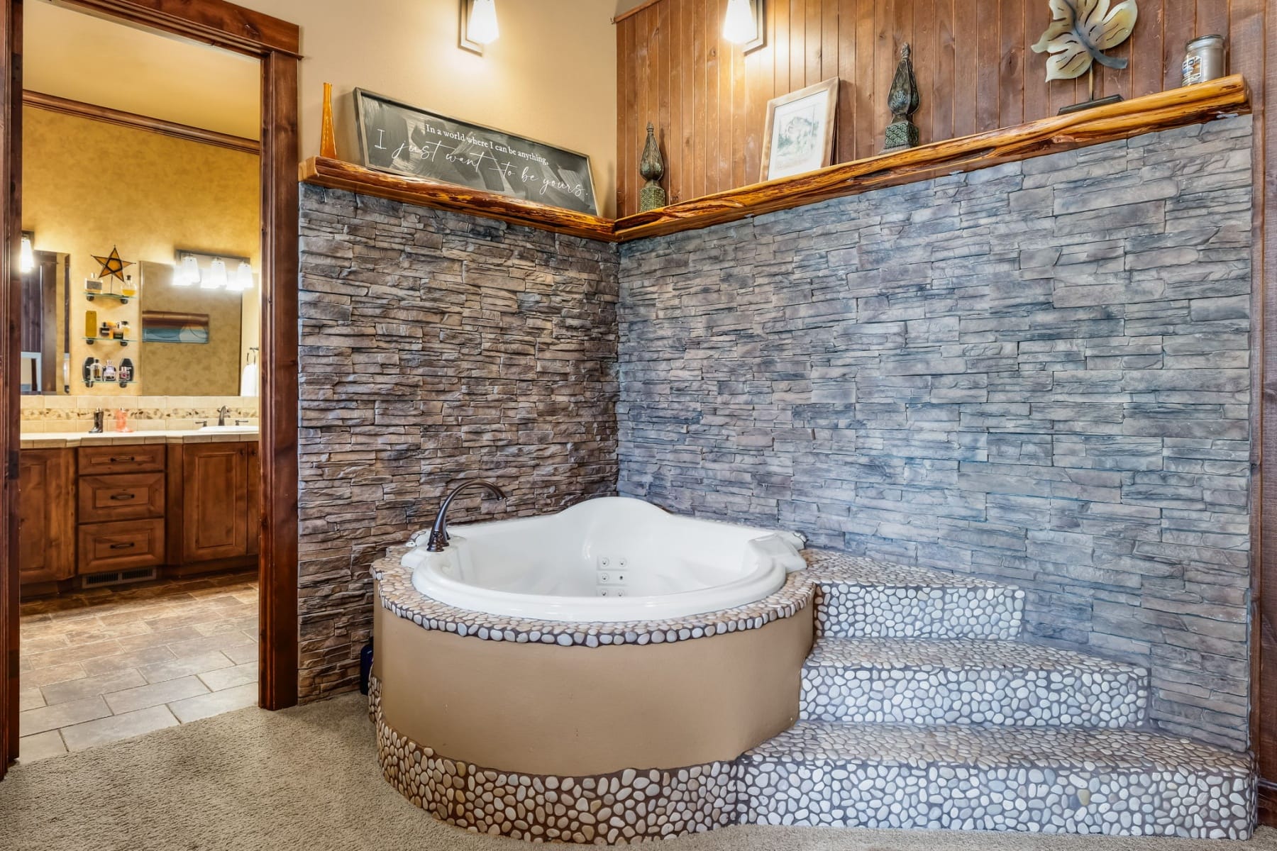  1144 Highland View Loop Redmond, OR 97756 - 物件實景