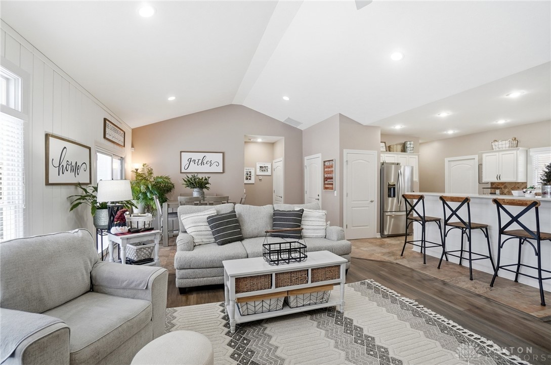 Troy, Ohio, 45373, United States, 4 Bedrooms Bedrooms, ,3 BathroomsBathrooms,Residential,For Sale,2002244