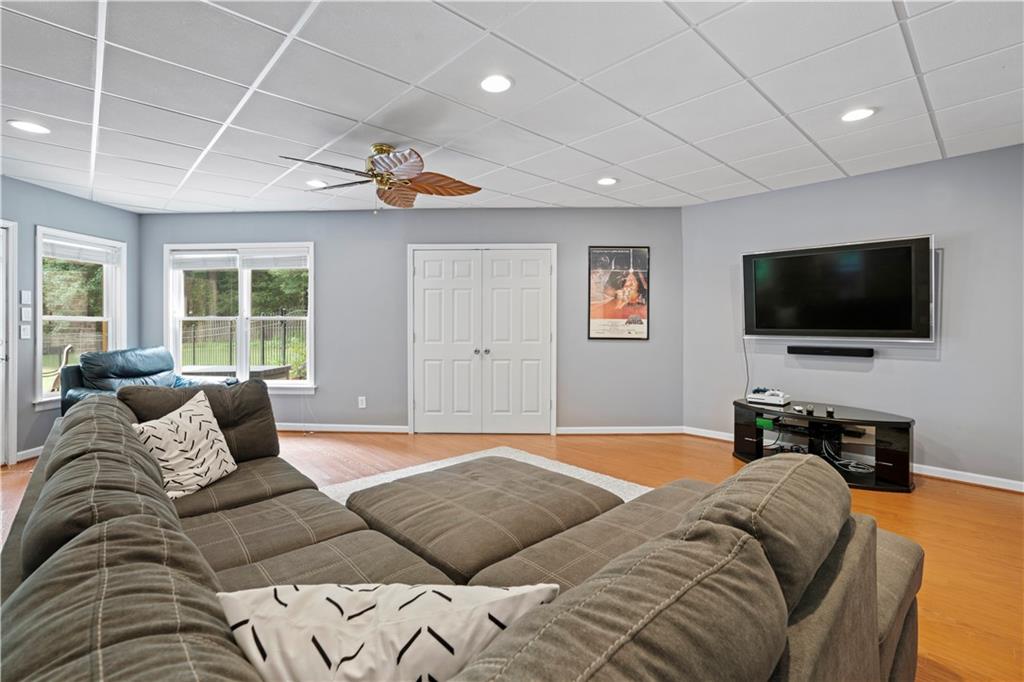 Cumming, Georgia, 30041, United States, 6 Bedrooms Bedrooms, ,5 BathroomsBathrooms,Residential,For Sale,1983286