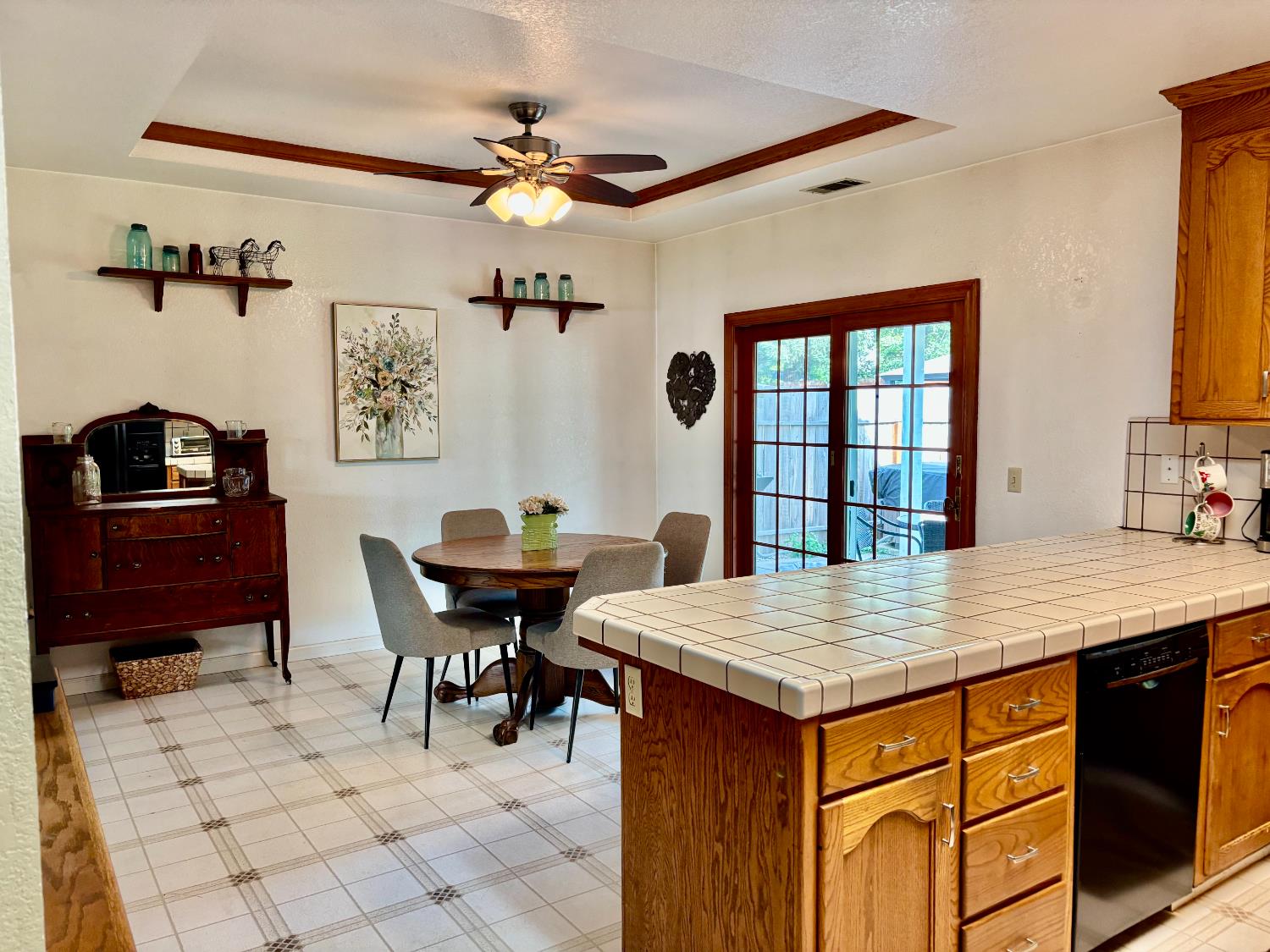 Lockeford, California, 95237-9662, United States, 3 Bedrooms Bedrooms, ,2 BathroomsBathrooms,Residential,For Sale,1891581
