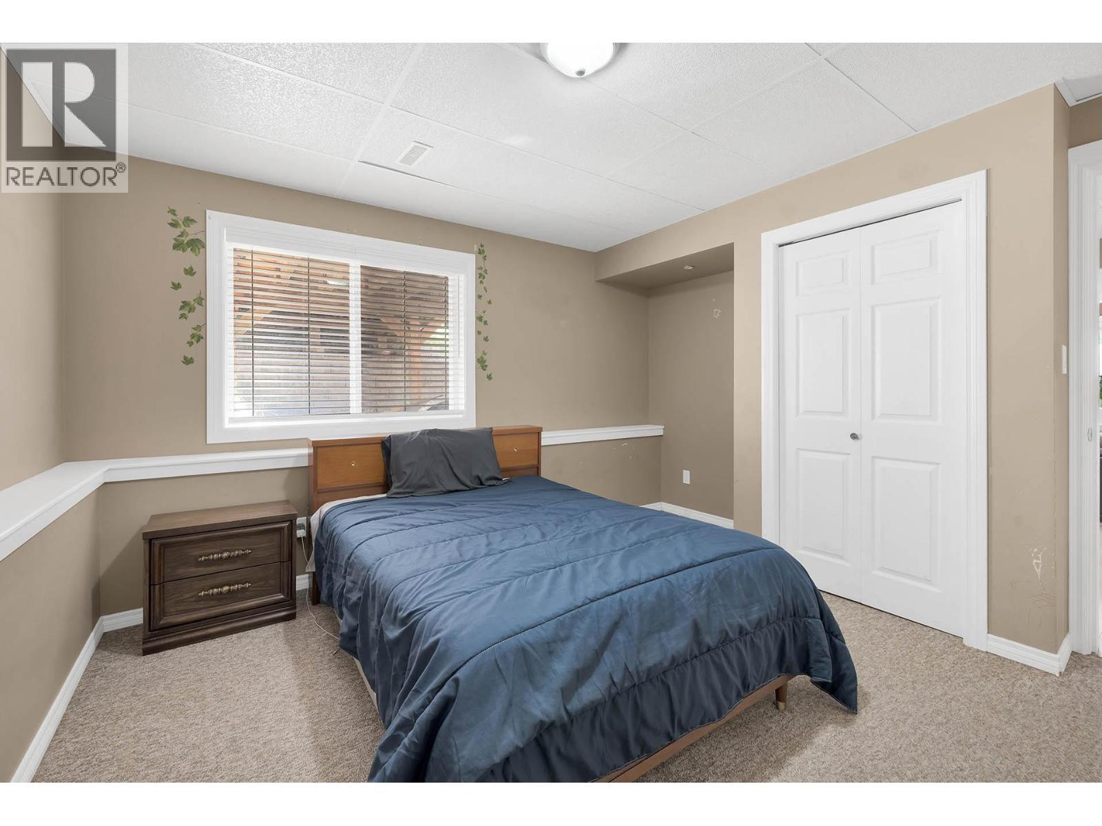 KAMLOOPS, British Columbia, V1S 1W2, CA, 6 Bedrooms Bedrooms, ,4 BathroomsBathrooms,Residential,For Sale,1950563