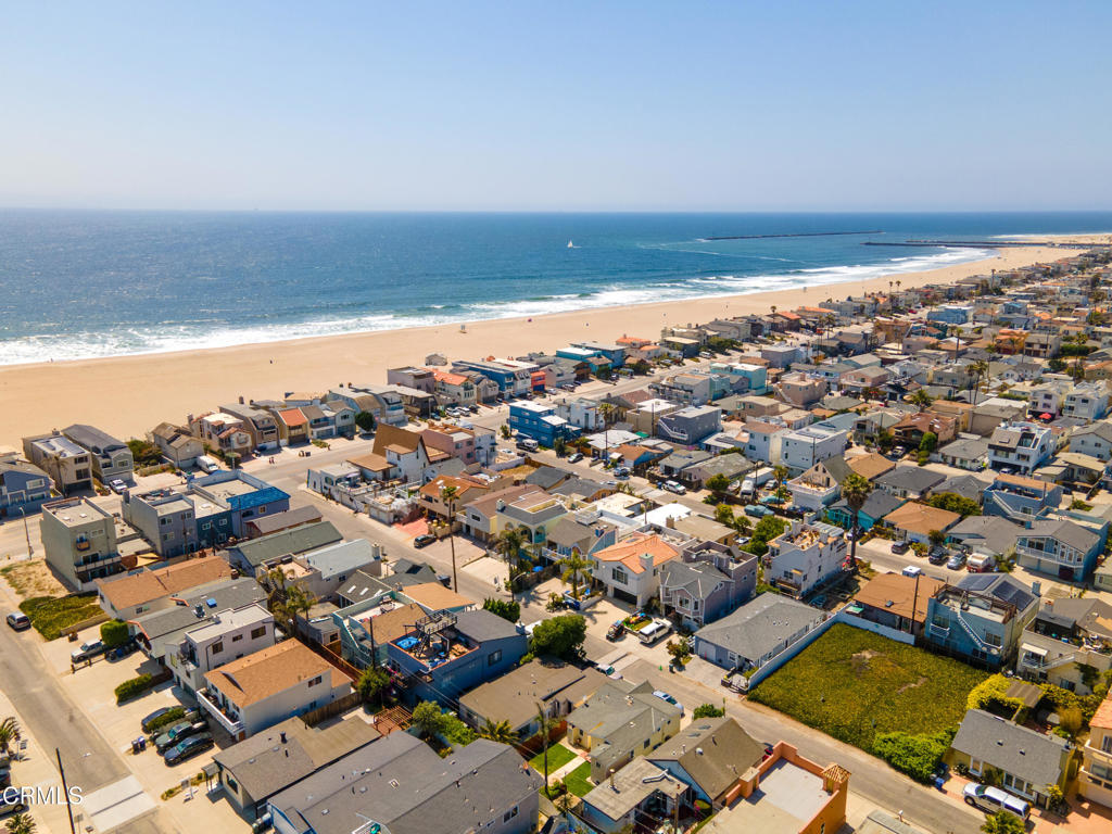 Oxnard, California, 93035, United States, ,Residential,For Sale,1942714