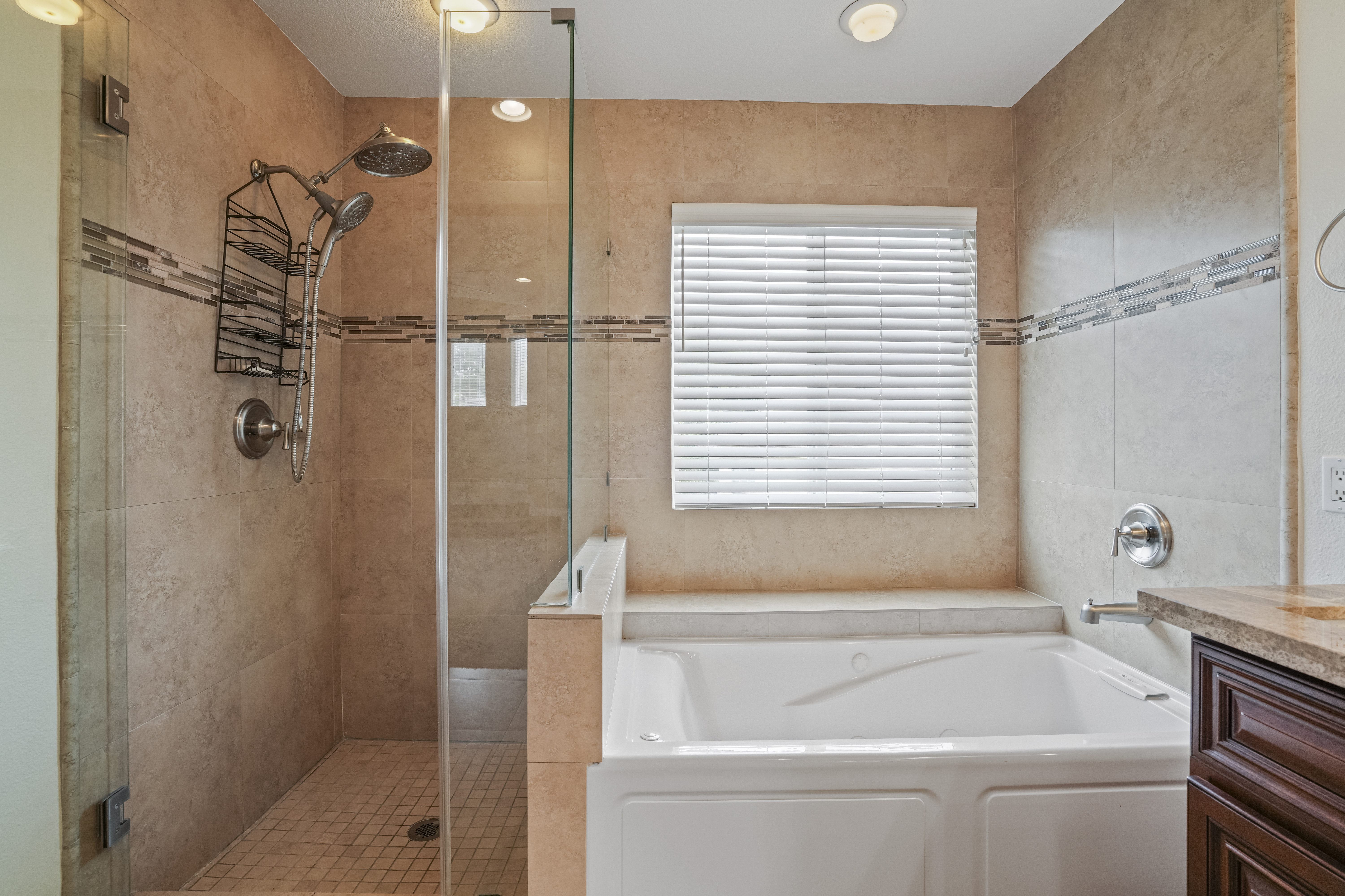 2496 Maxson Court, Signal Hill, CA 90755 - 物件實景