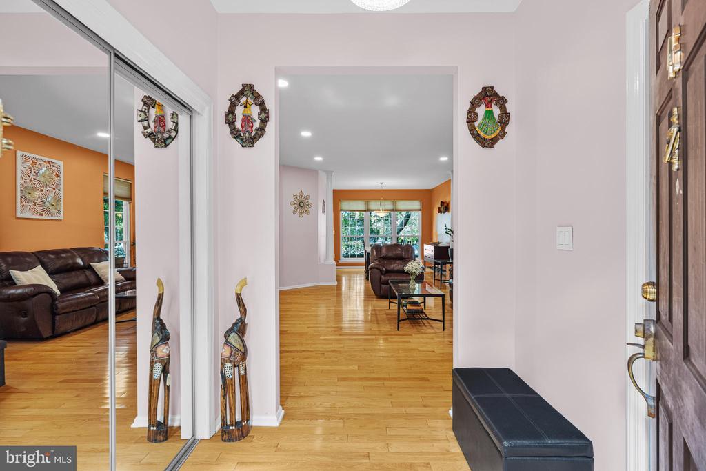 Plainsboro, New Jersey, 08536, United States, 4 Bedrooms Bedrooms, ,3 BathroomsBathrooms,Residential,For Sale,1922376