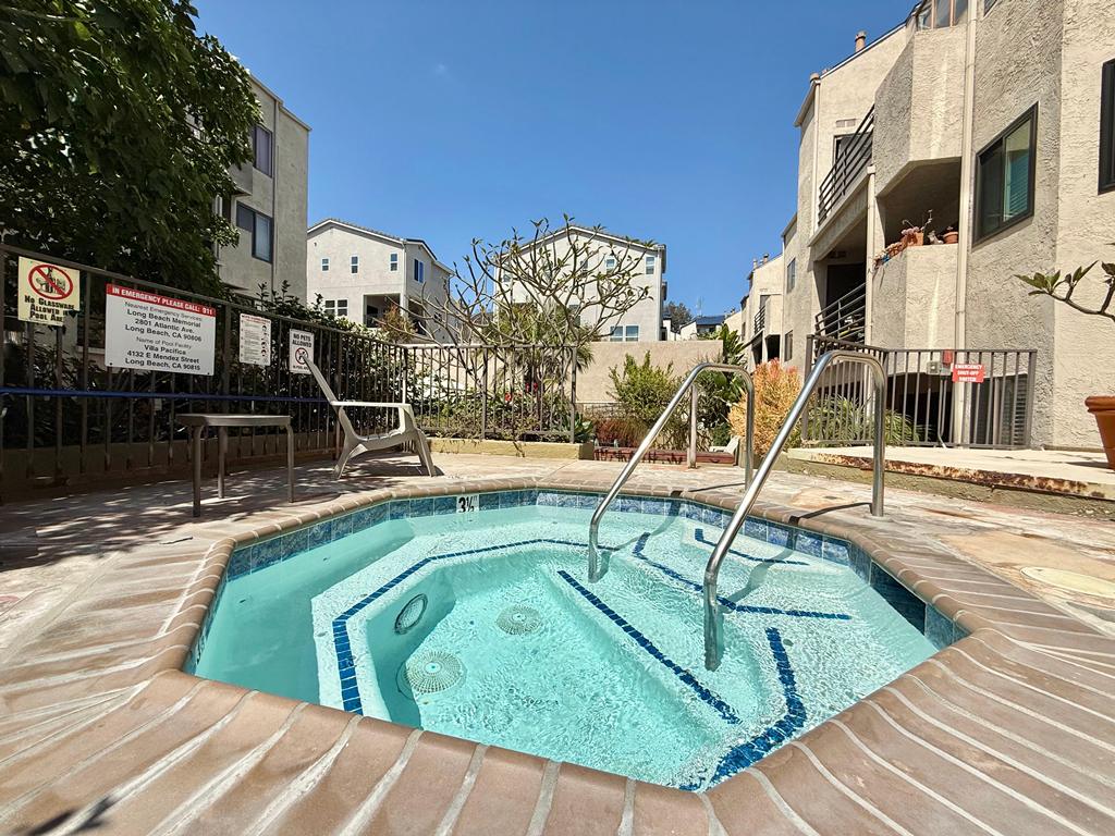 Long Beach, California, 90815, United States, 2 Bedrooms Bedrooms, ,2 BathroomsBathrooms,Residential,For Sale,1830564