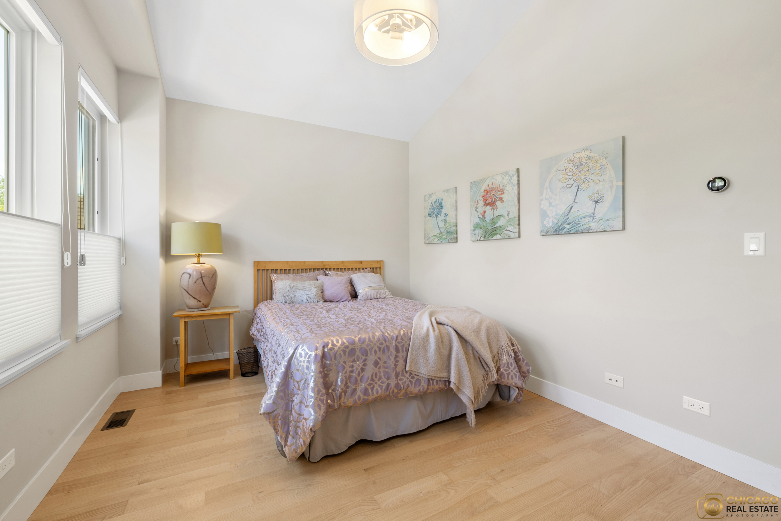 Chicago, Illinois, 60608, United States, 4 Bedrooms Bedrooms, ,4 BathroomsBathrooms,Residential,For Sale,1914075