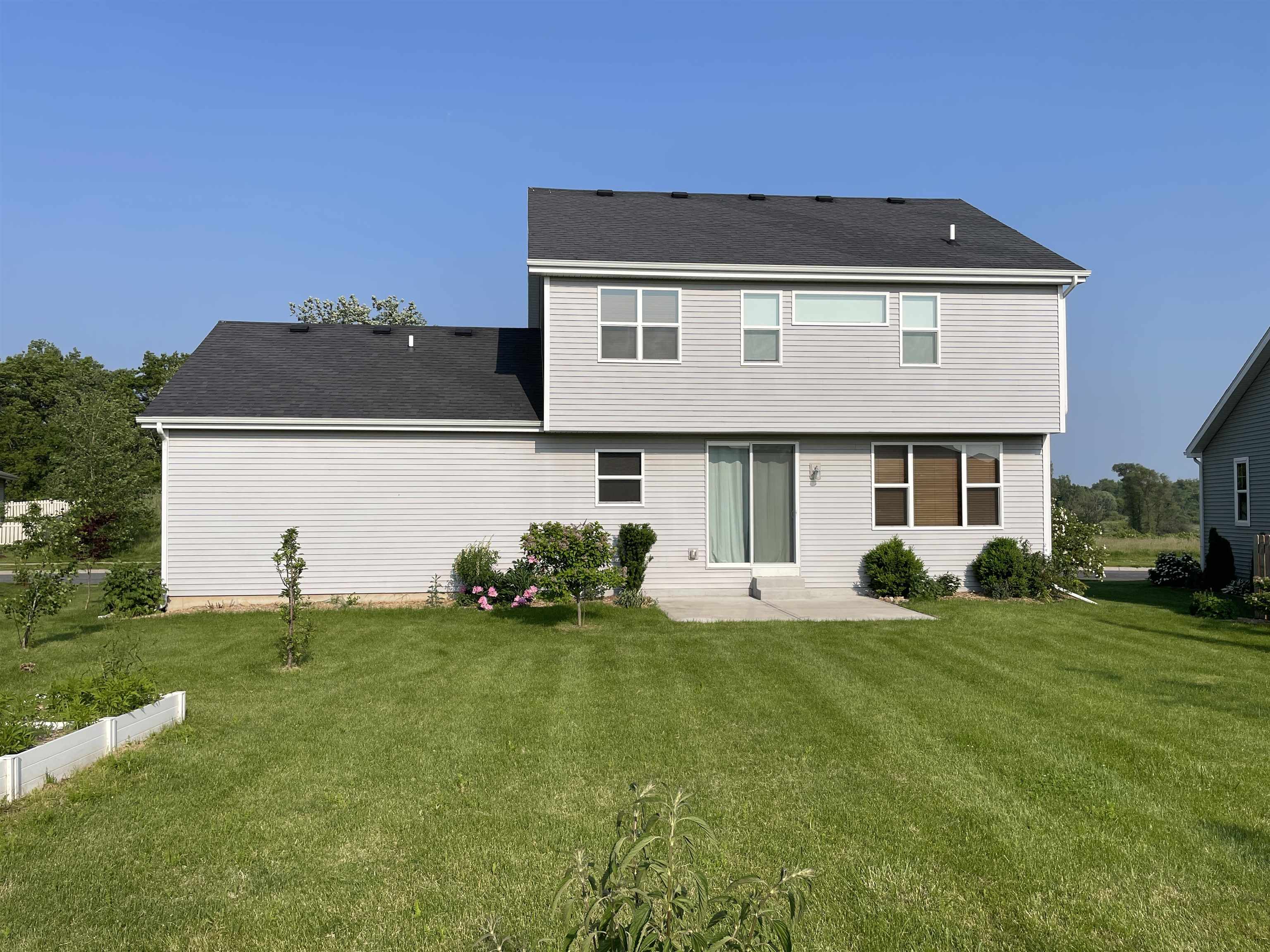 Madison, Wisconsin, 53718, United States, 4 Bedrooms Bedrooms, ,4 BathroomsBathrooms,Residential,For Sale,1938258