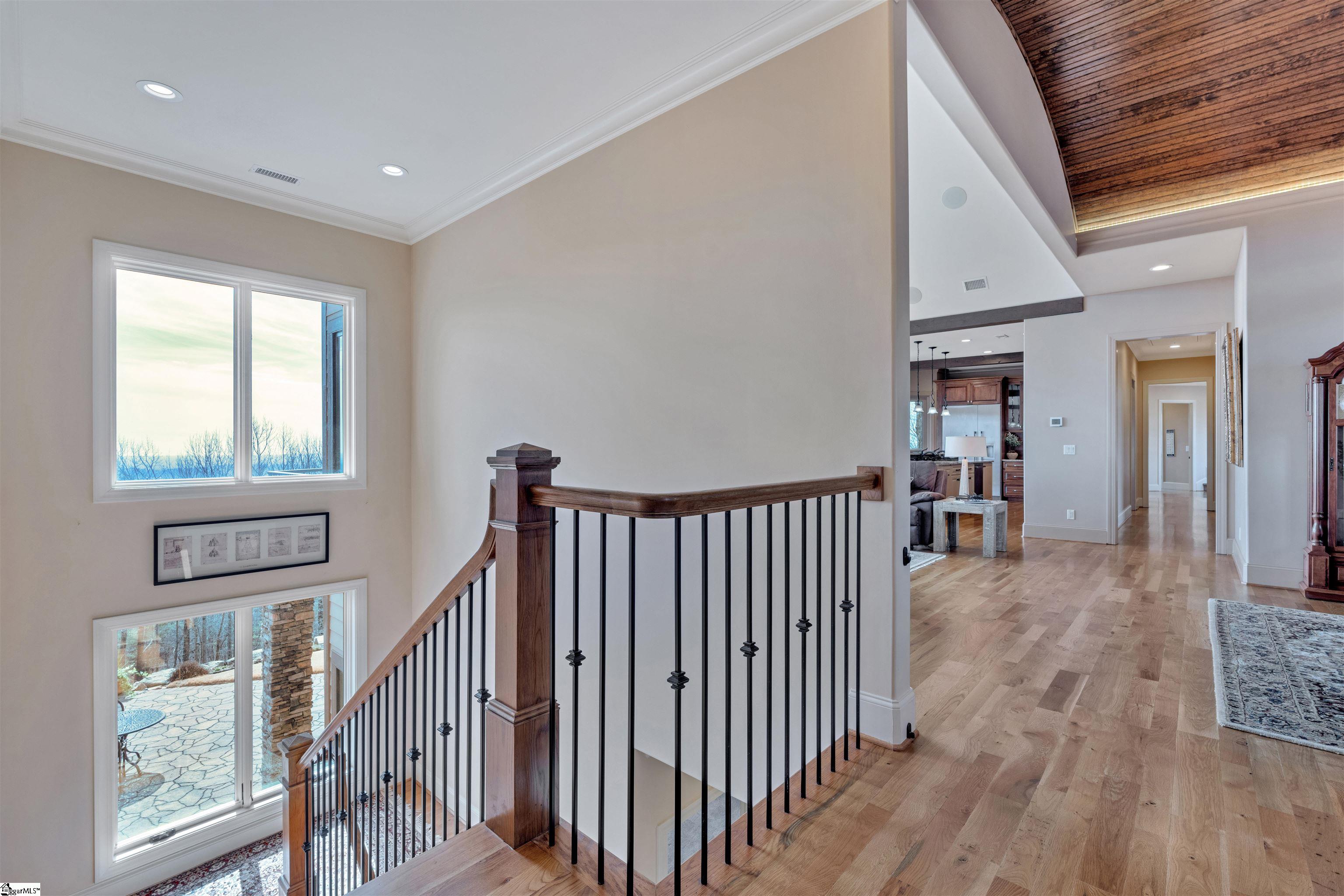 Landrum, South Carolina, 29356, United States, 5 Bedrooms Bedrooms, ,6 BathroomsBathrooms,Residential,For Sale,1714333