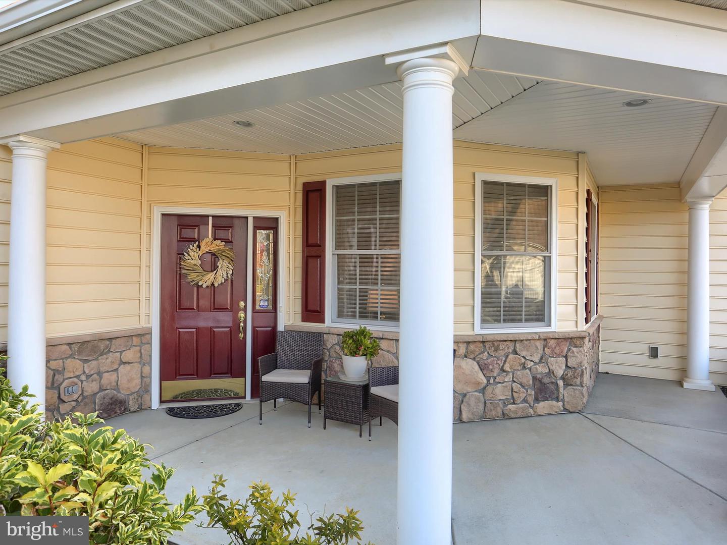 Mechanicsburg, Pennsylvania, 17050, United States, 2 Bedrooms Bedrooms, ,2 BathroomsBathrooms,Residential,For Sale,1984849