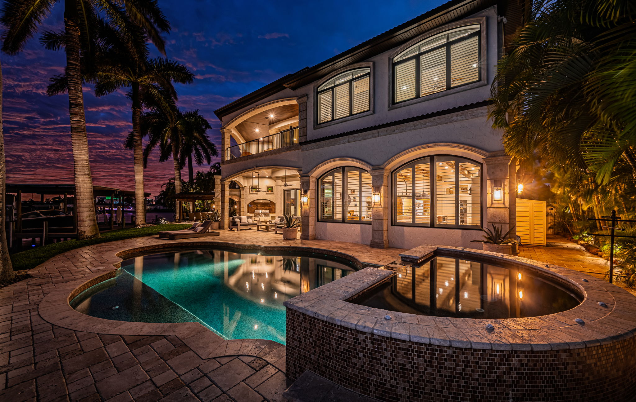 St Petersburg, Florida, 33707, United States, 5 Bedrooms Bedrooms, ,5 BathroomsBathrooms,Residential,For Sale,2007772