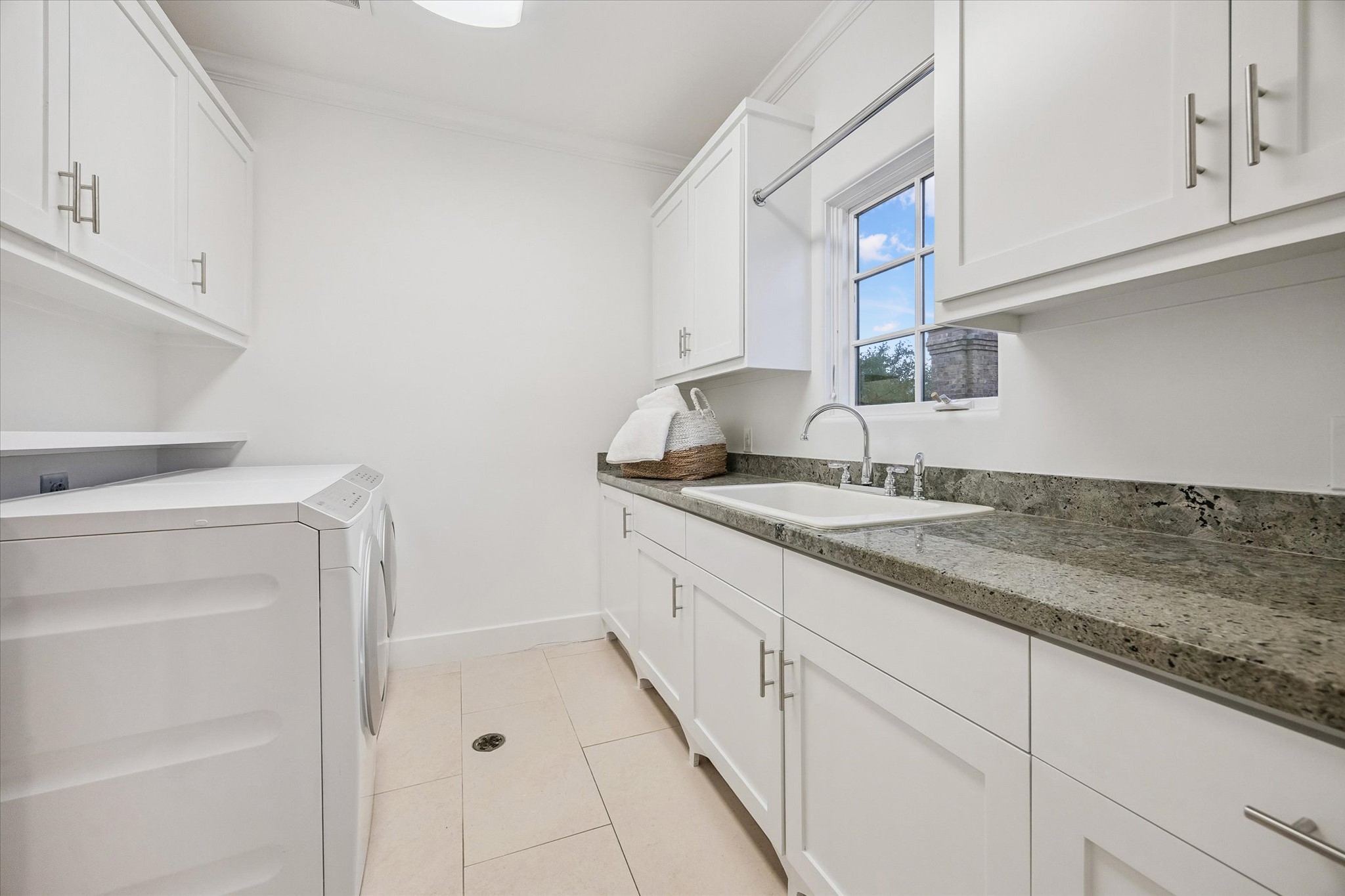  2330 Maroneal Street - 物件實景