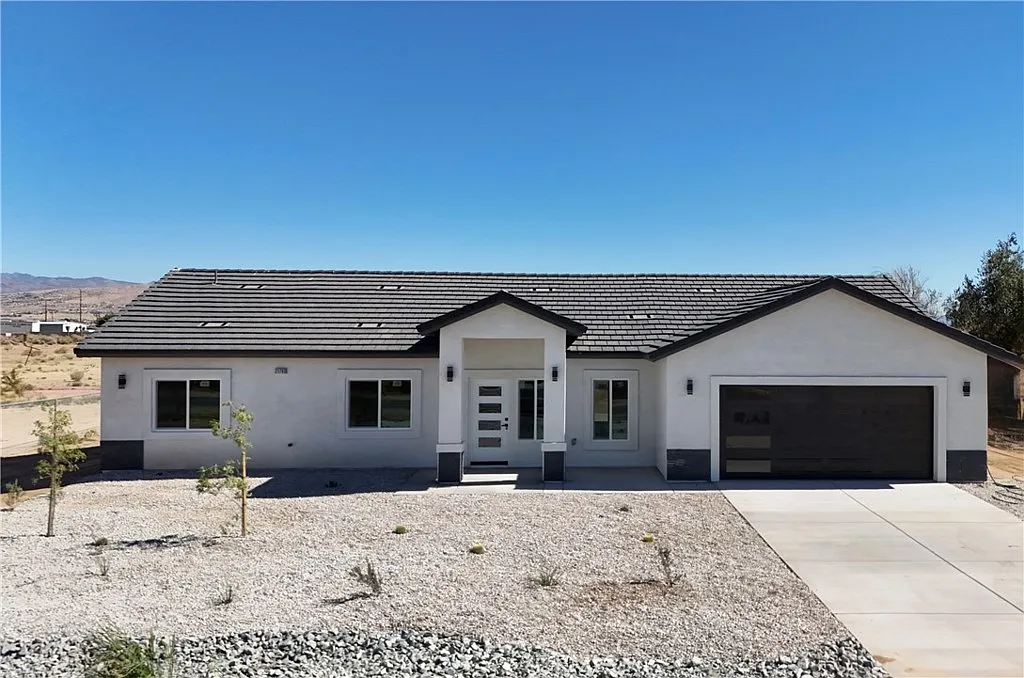 Apple Valley, California, 92308, United States, 4 Bedrooms Bedrooms, ,3 BathroomsBathrooms,Residential,For Sale,1977034