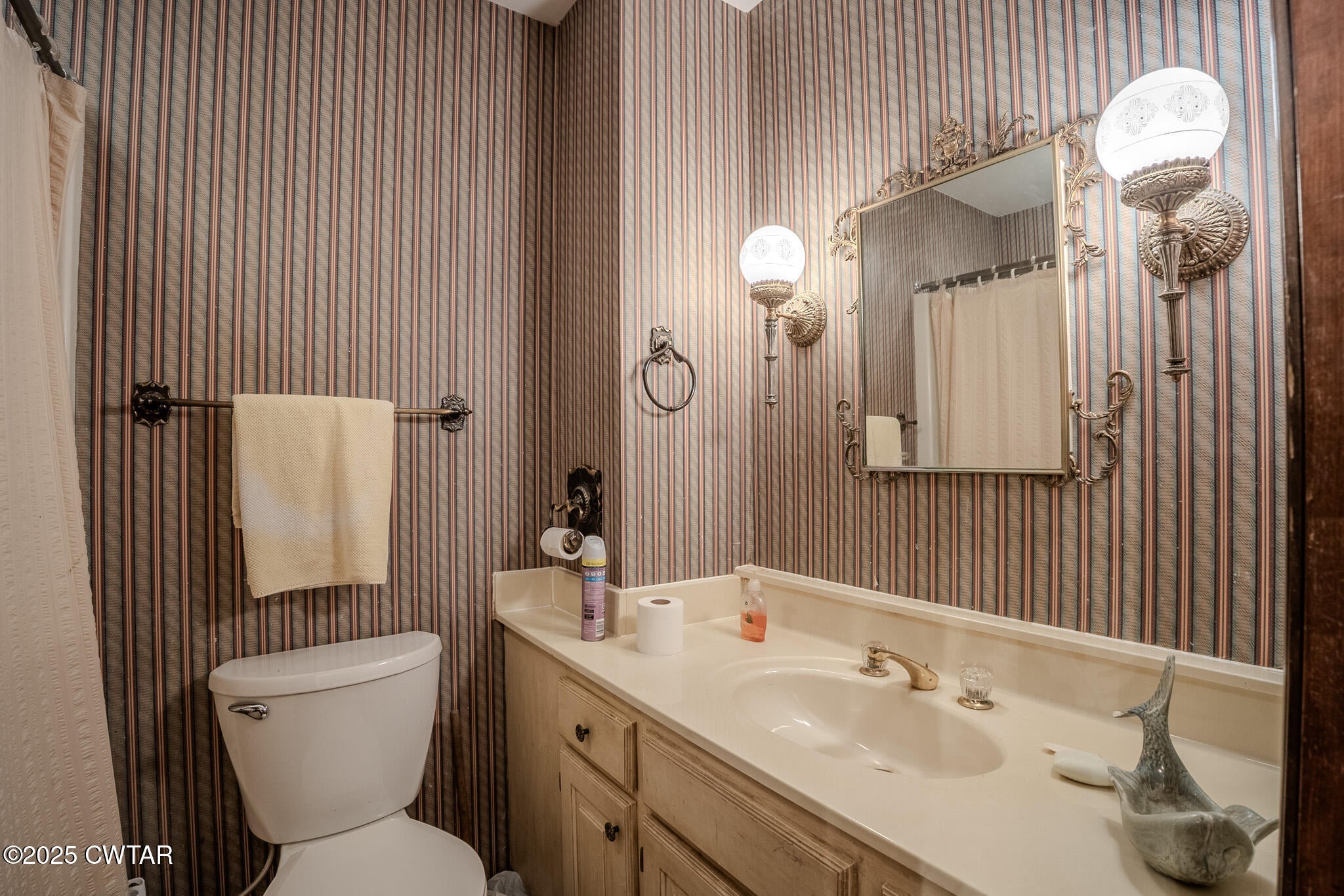 Brownsville, Tennessee, 38012, United States, 4 Bedrooms Bedrooms, ,3 BathroomsBathrooms,Residential,For Sale,2006613