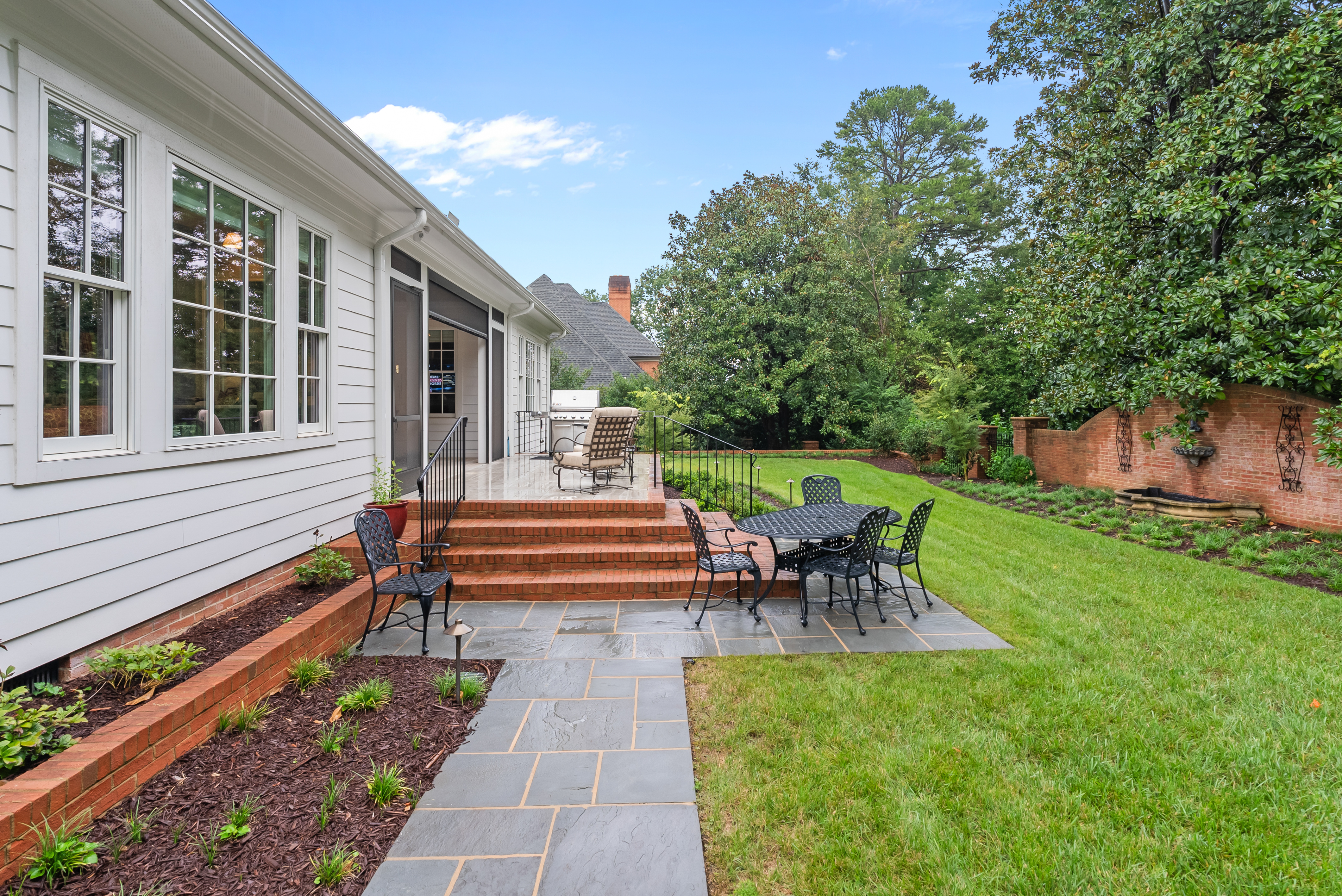  504 Hidden Hills Drive, Greenville, SC 29605 - 物件實景