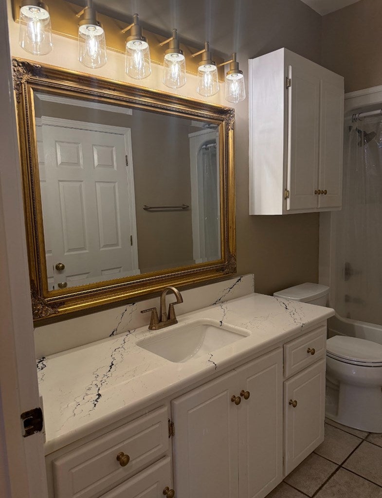 Dothan, Alabama, 36303, United States, 5 Bedrooms Bedrooms, ,4 BathroomsBathrooms,Residential,For Sale,1907801