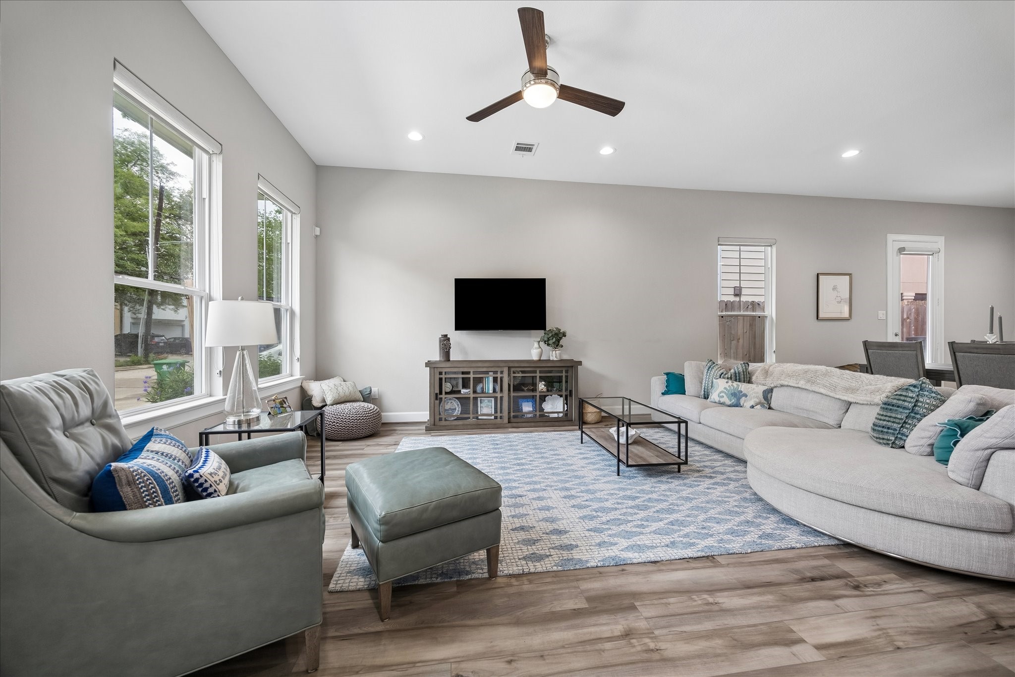  4283 Childress Street - 物件實景