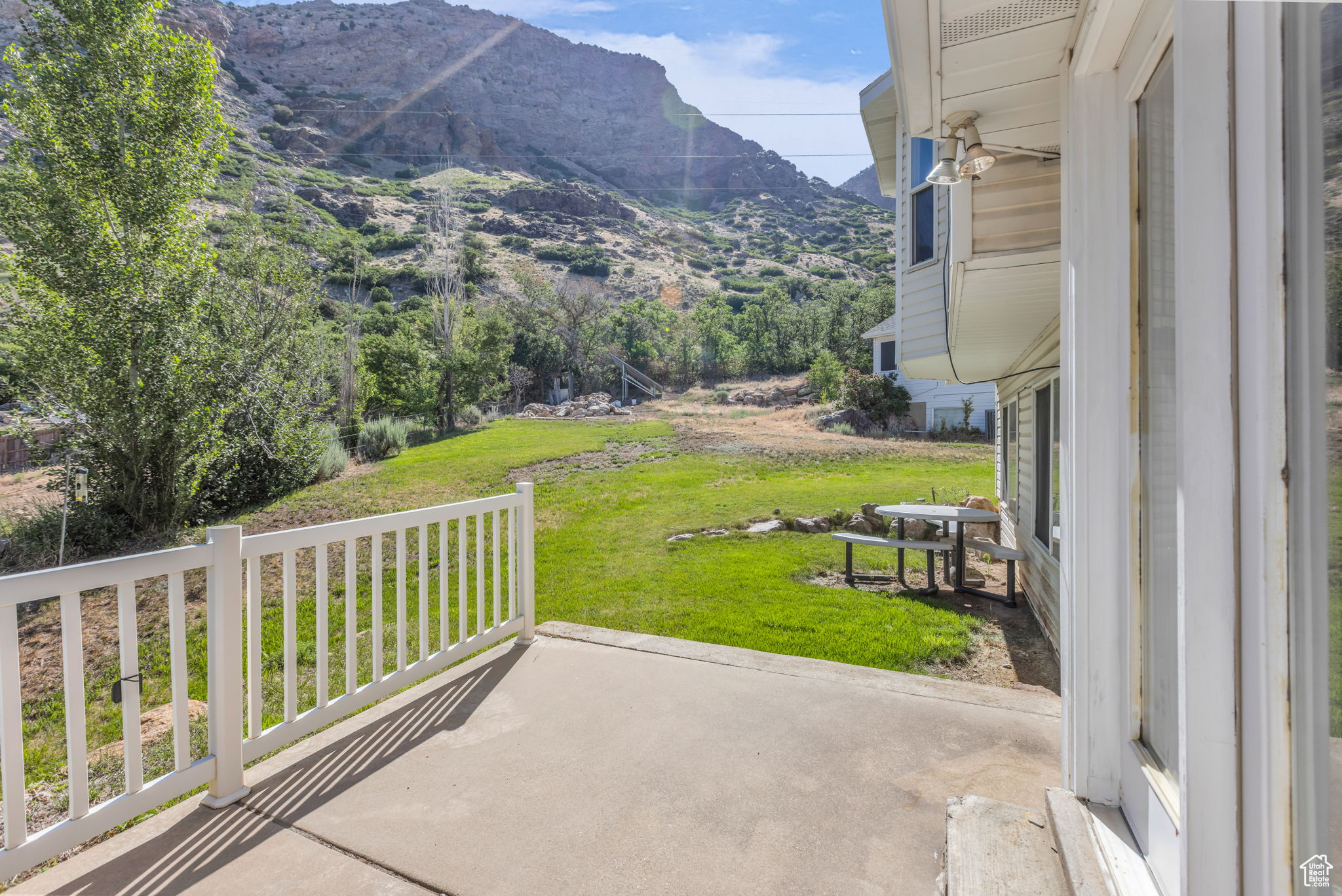 Ogden, Utah, 84404, United States, 4 Bedrooms Bedrooms, ,3 BathroomsBathrooms,Residential,For Sale,1867138