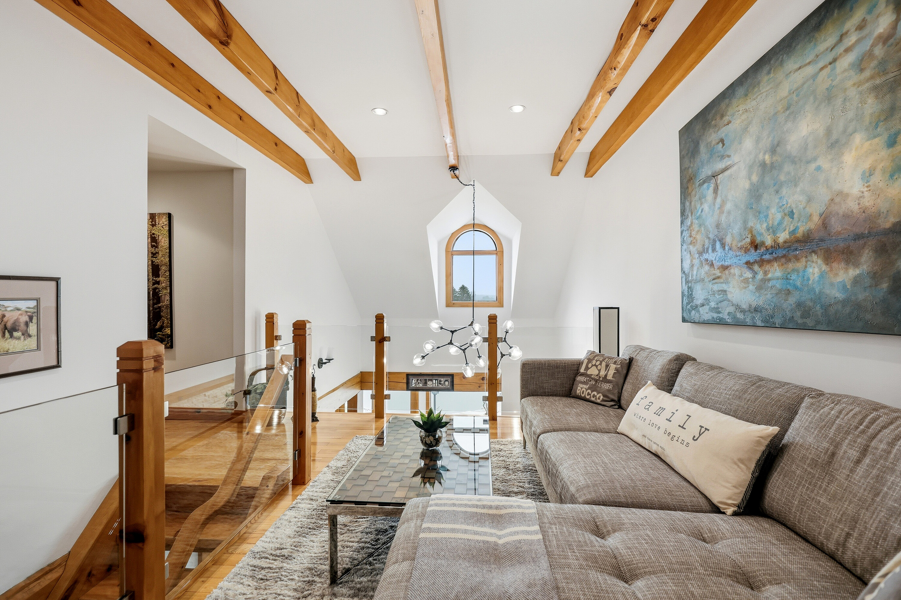  Exceptional Waterfront Home - 物件實景