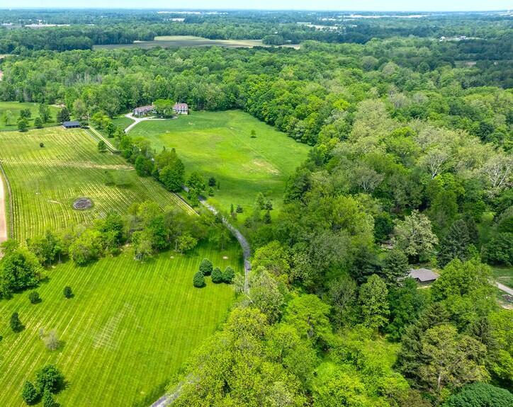 Pataskala, Ohio, 43062, United States, 4 Bedrooms Bedrooms, ,7 BathroomsBathrooms,Residential,For Sale,1829536