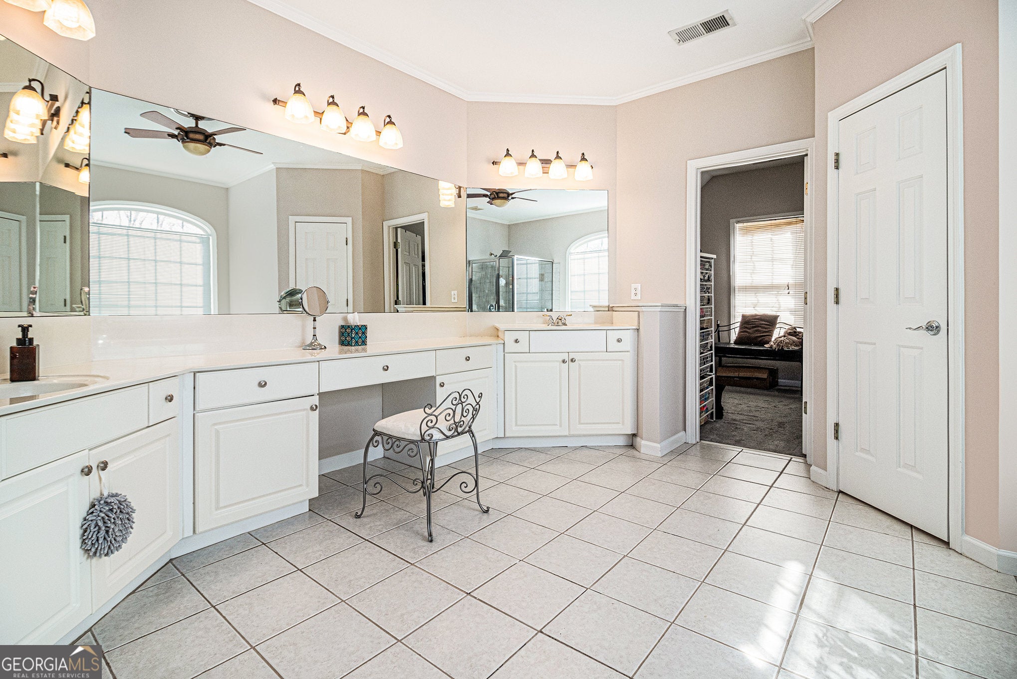 Atlanta, Georgia, 30349, United States, 6 Bedrooms Bedrooms, ,6 BathroomsBathrooms,Residential,For Sale,1858959